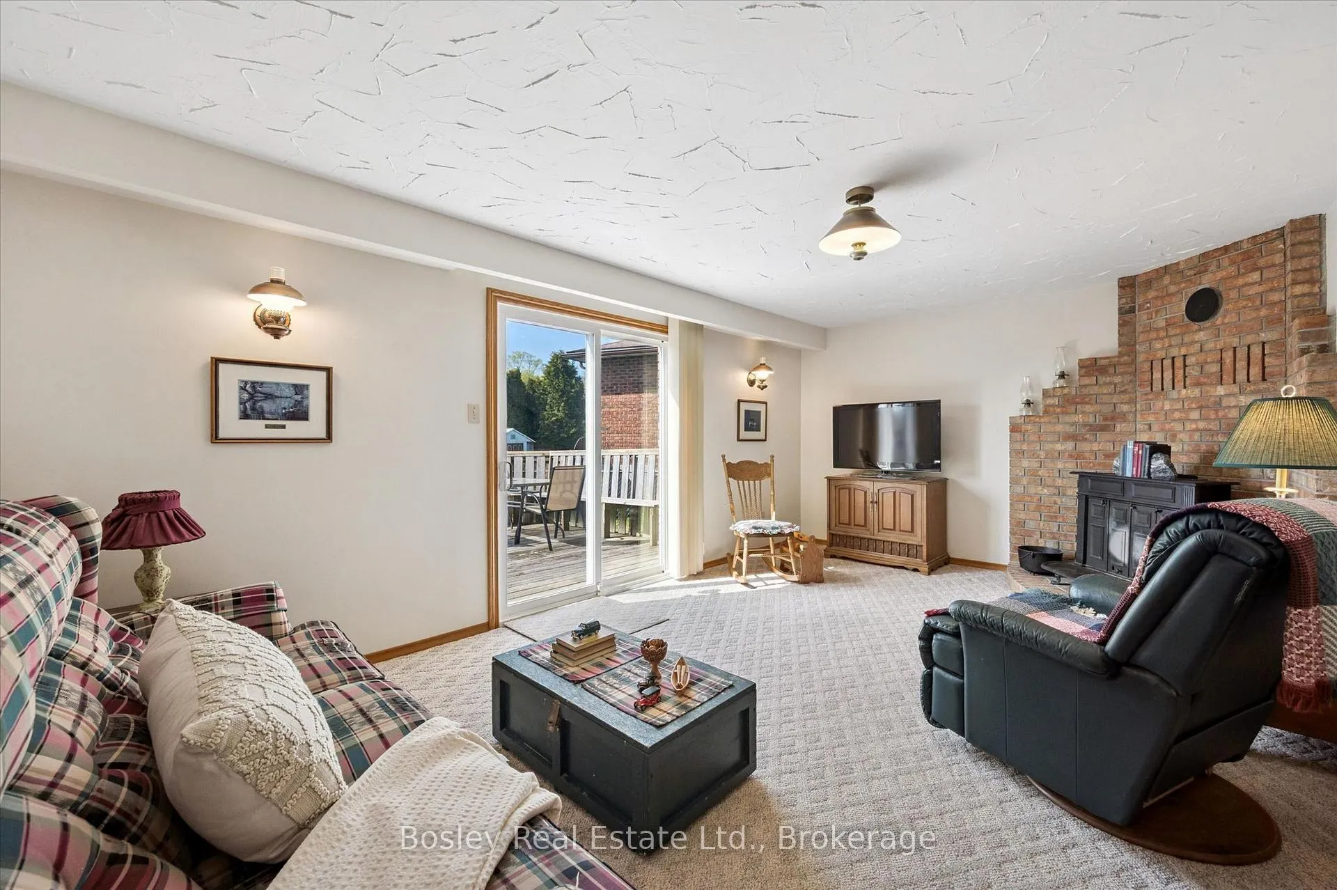 Photo 16 of 49 Ripley Crescent, Kitchener — HOMEH