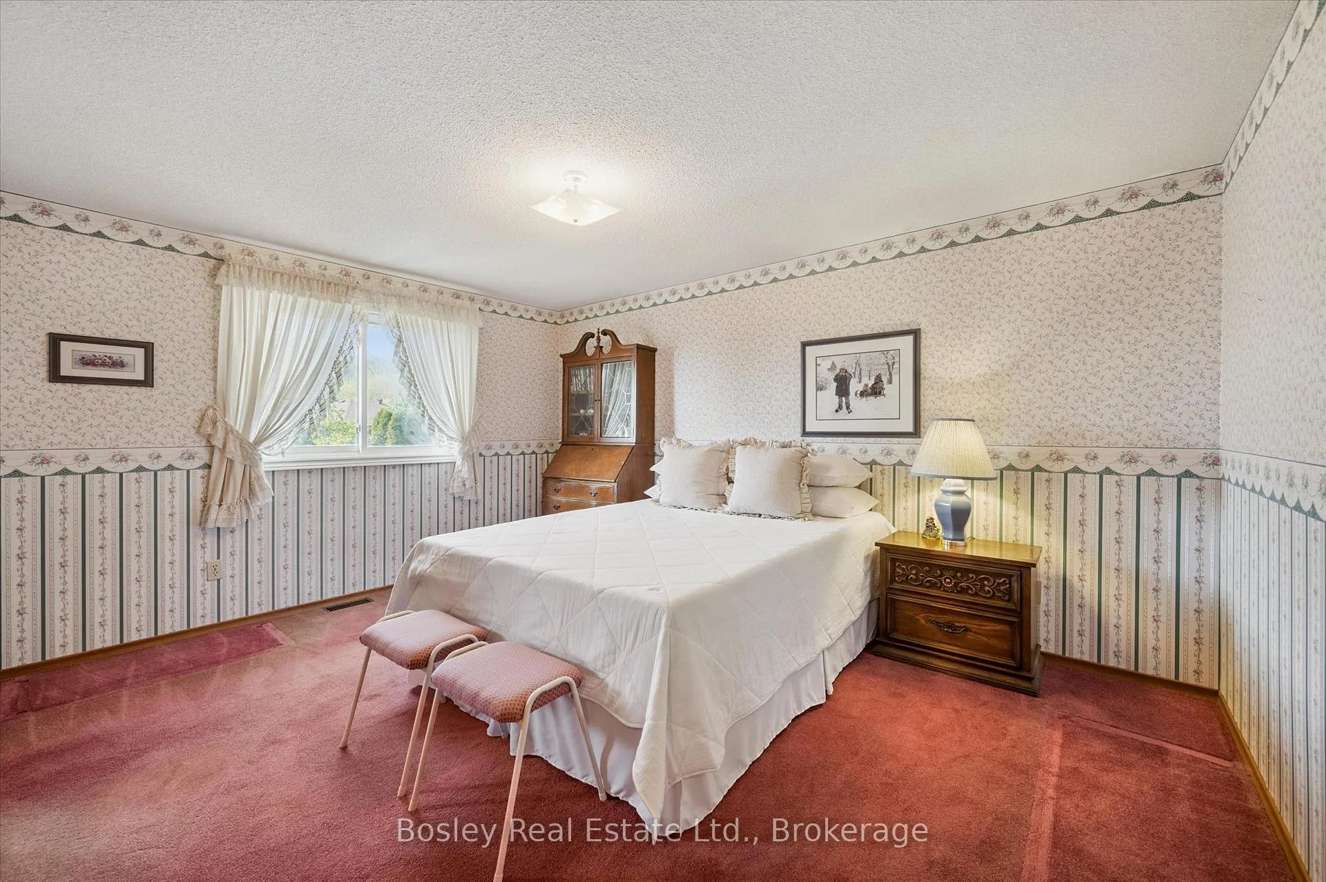 Photo 19 of 49 Ripley Crescent, Kitchener — HOMEH