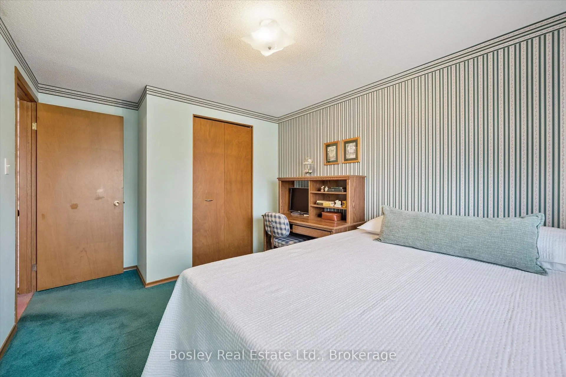 Photo 24 of 49 Ripley Crescent, Kitchener — HOMEH