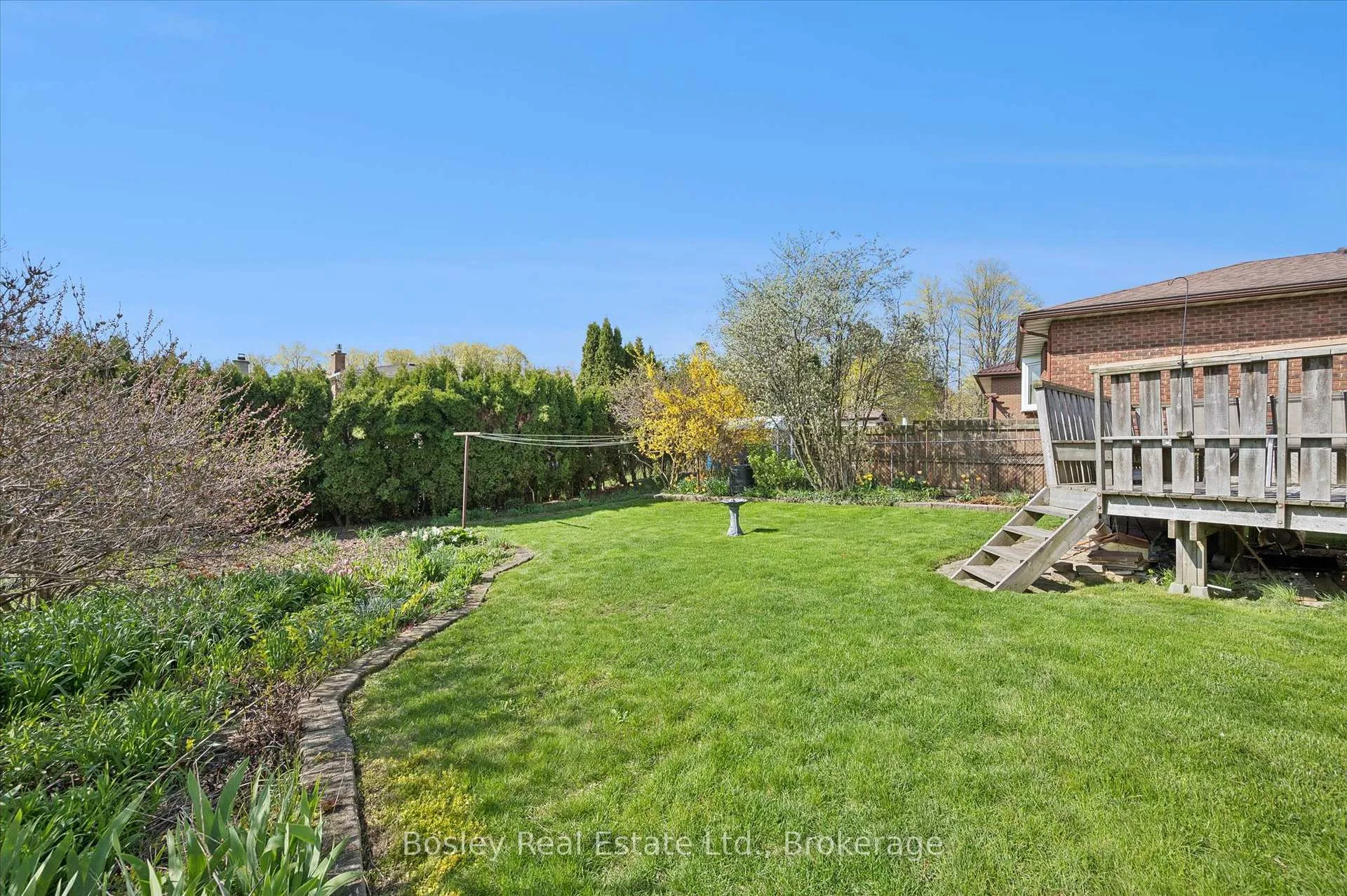 Photo 35 of 49 Ripley Crescent, Kitchener — HOMEH