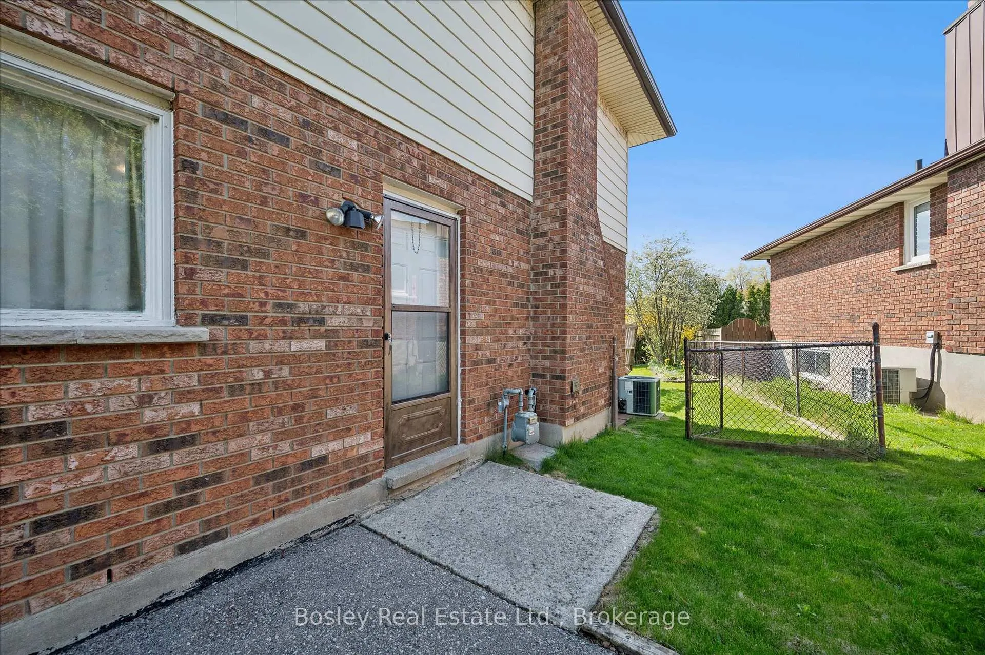 Photo 39 of 49 Ripley Crescent, Kitchener — HOMEH