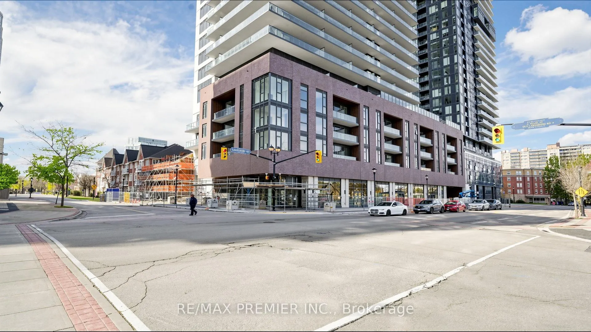 Photo 1 of Unit 1108, 2075 Lakeshore Road, Burlington, Brant — HOMEH