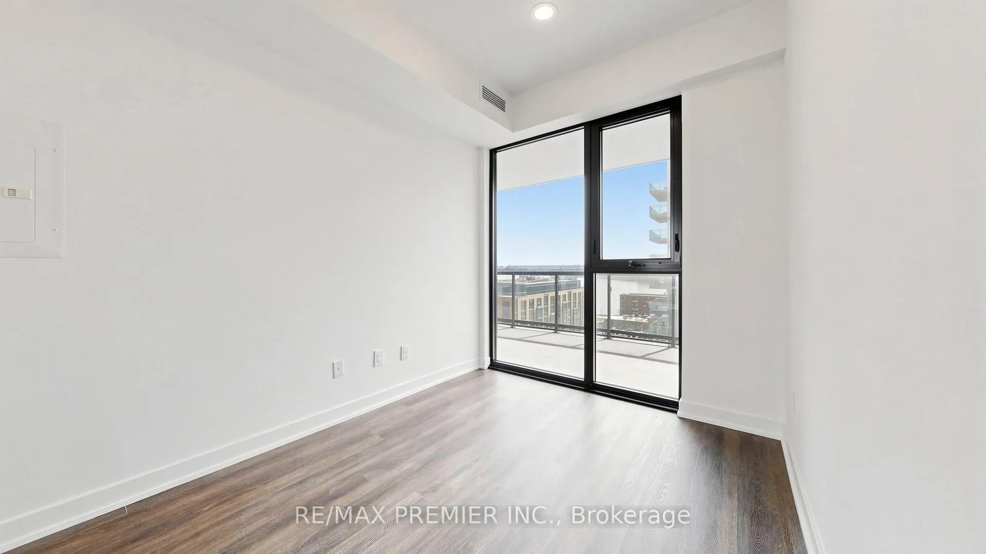 Photo 21 of Unit 1108, 2075 Lakeshore Road, Burlington, Brant — HOMEH