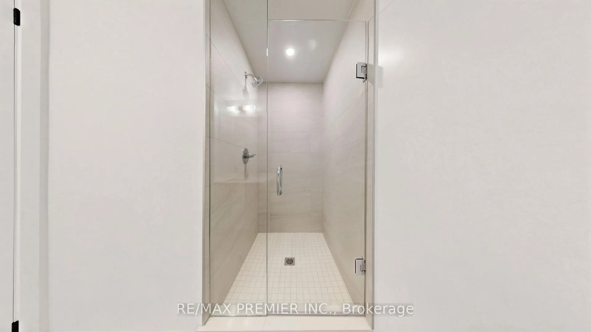 Photo 24 of Unit 1108, 2075 Lakeshore Road, Burlington, Brant — HOMEH