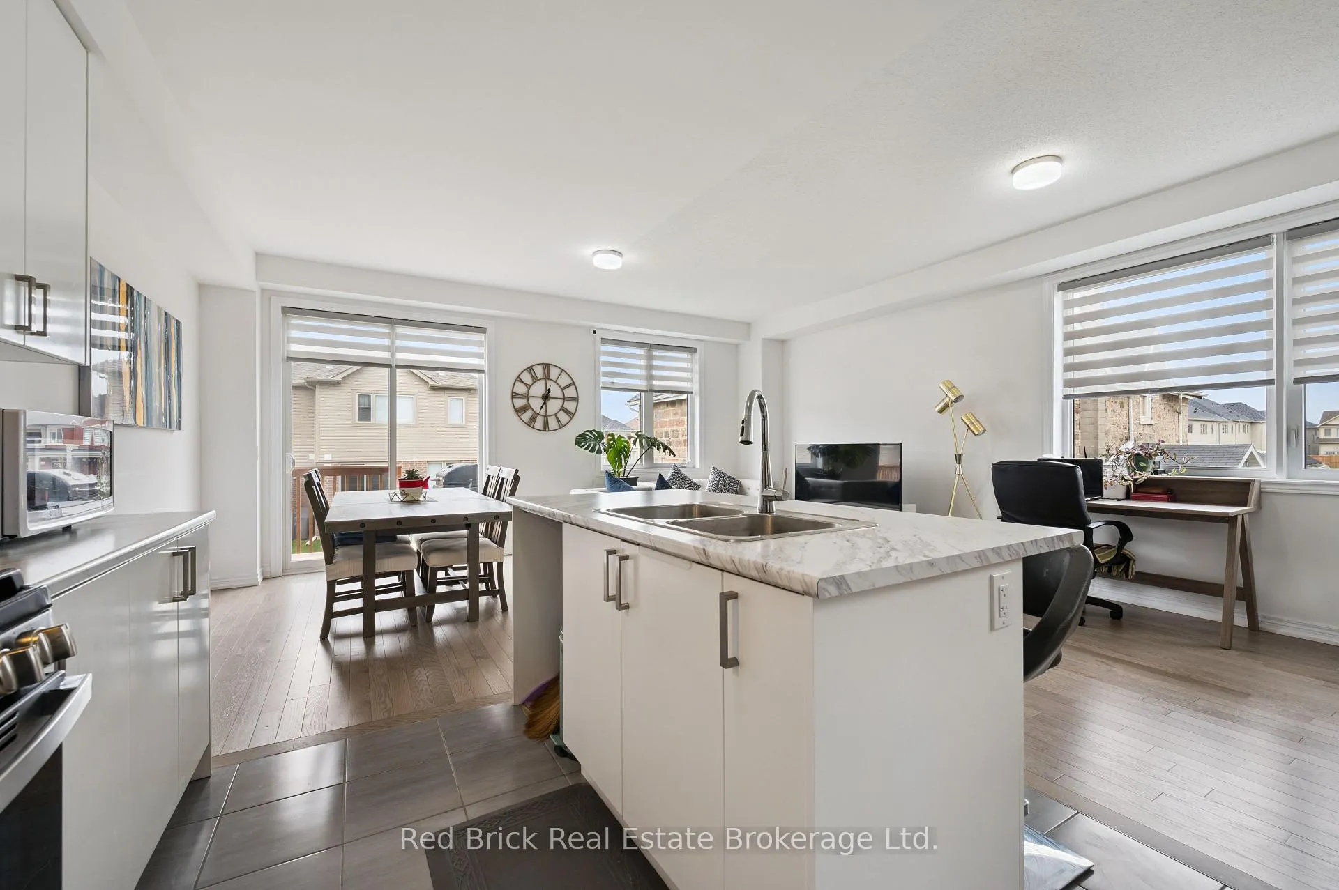 Photo 11 of 223 Farley Road W, Centre Wellington, Fergus — HOMEH
