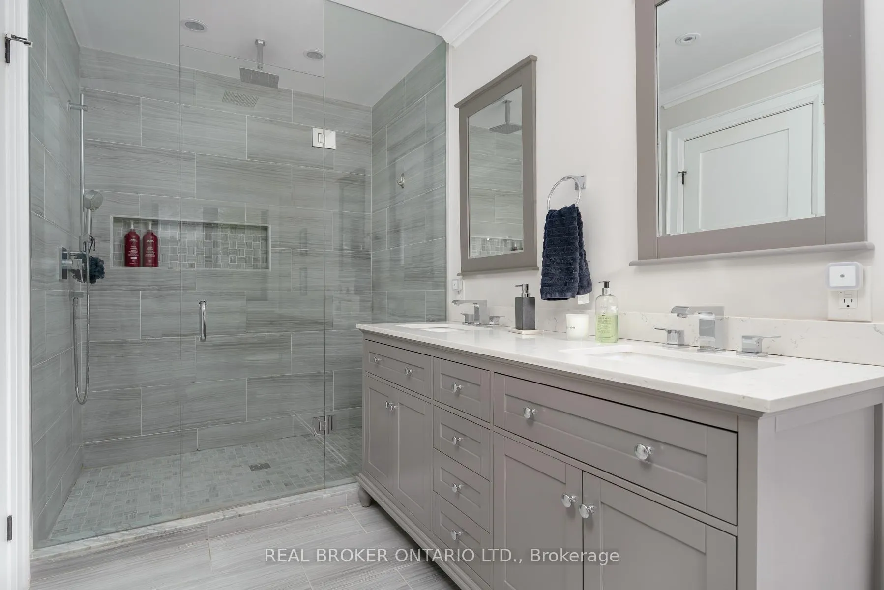 Photo 18 of 40 Brooklyn Avenue, Toronto, South Riverdale — HOMEH