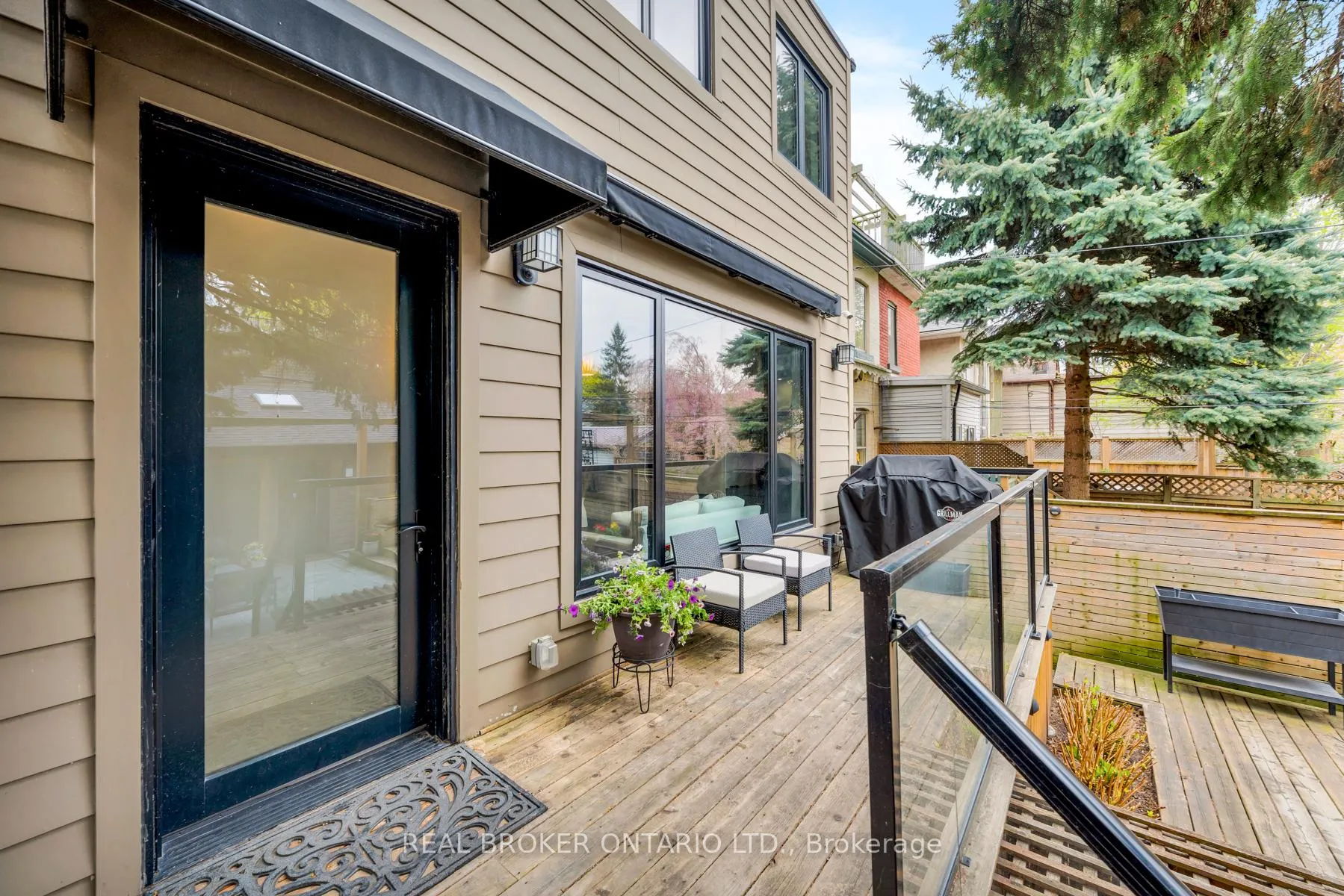 Photo 34 of 40 Brooklyn Avenue, Toronto, South Riverdale — HOMEH