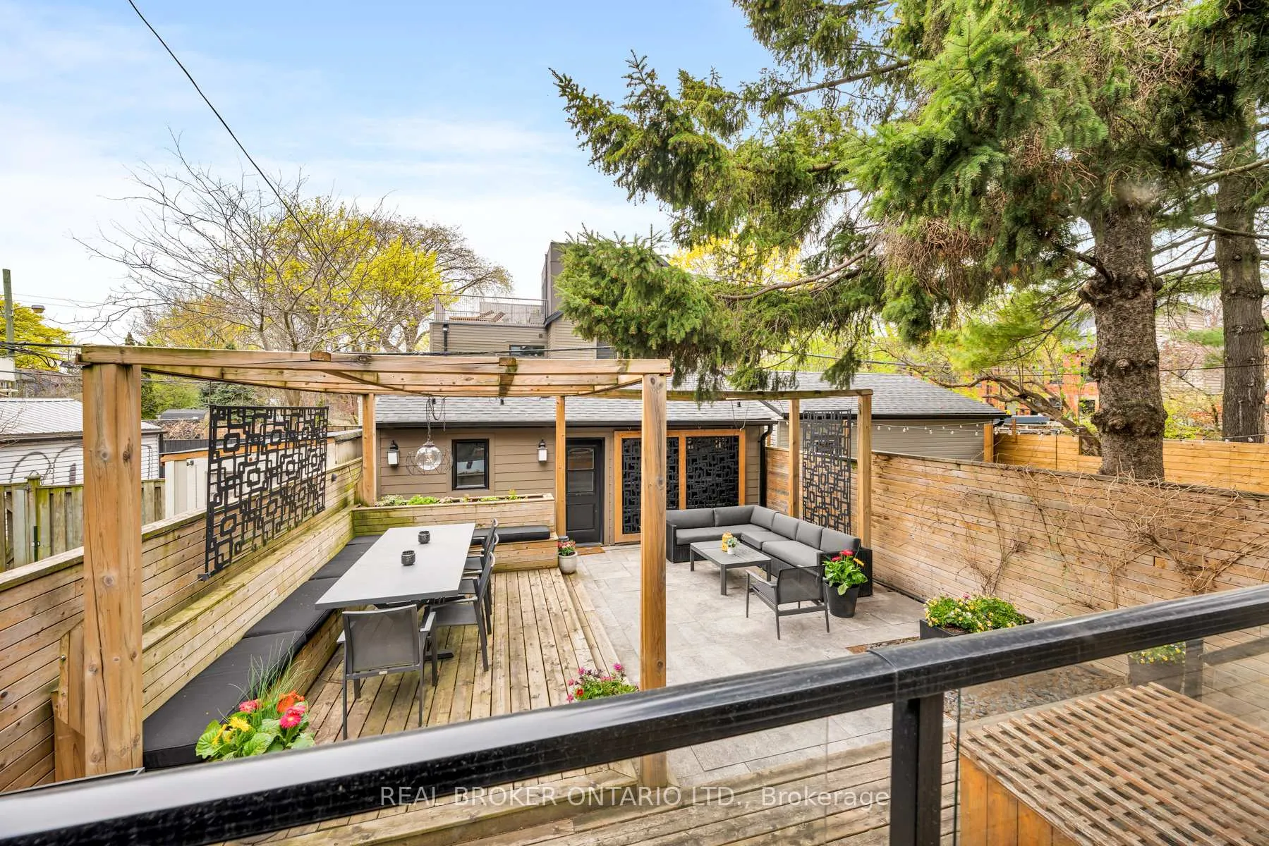 Photo 35 of 40 Brooklyn Avenue, Toronto, South Riverdale — HOMEH