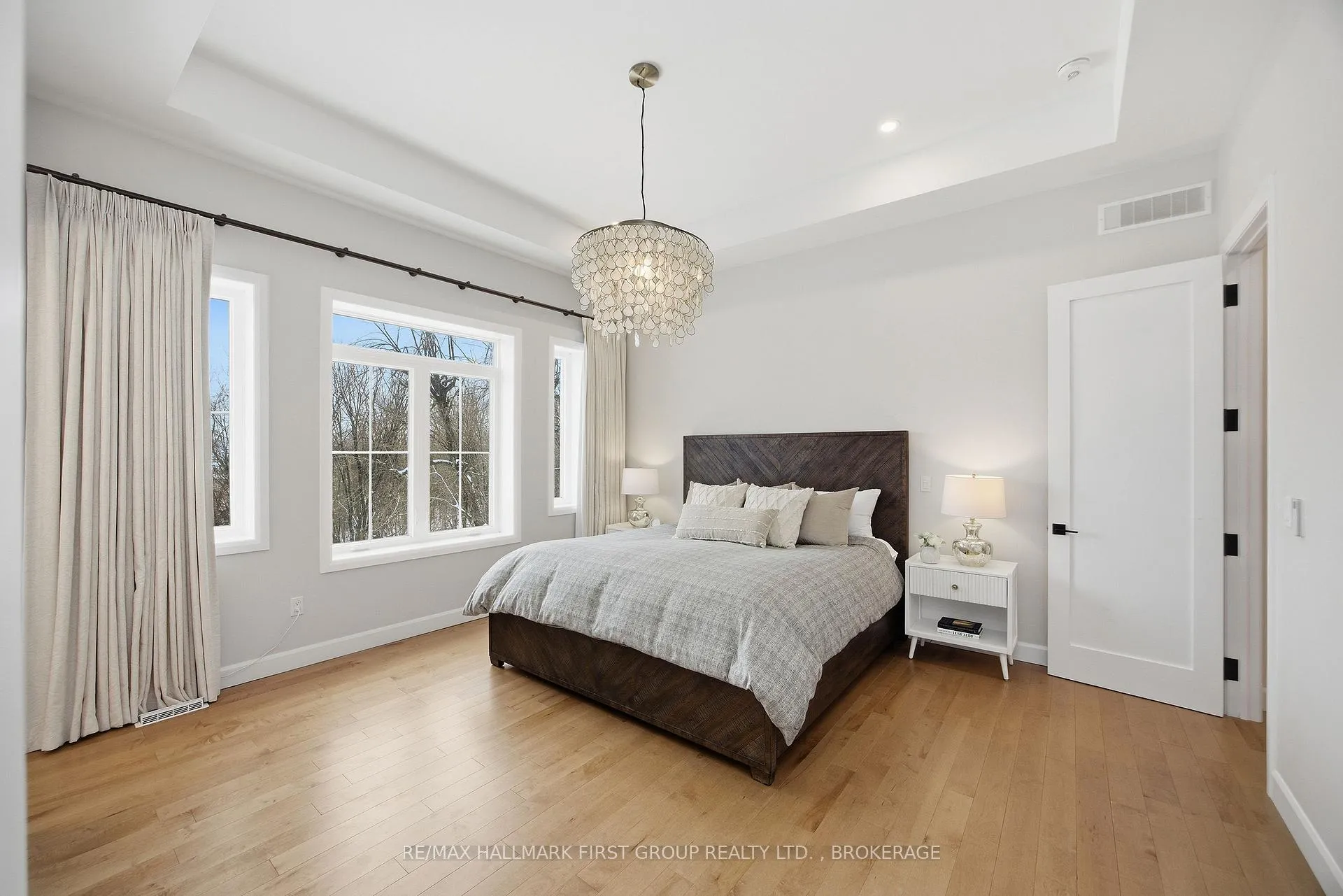 Photo 35 of 1111 Kona Crescent, Frontenac, Frontenac South — HOMEH