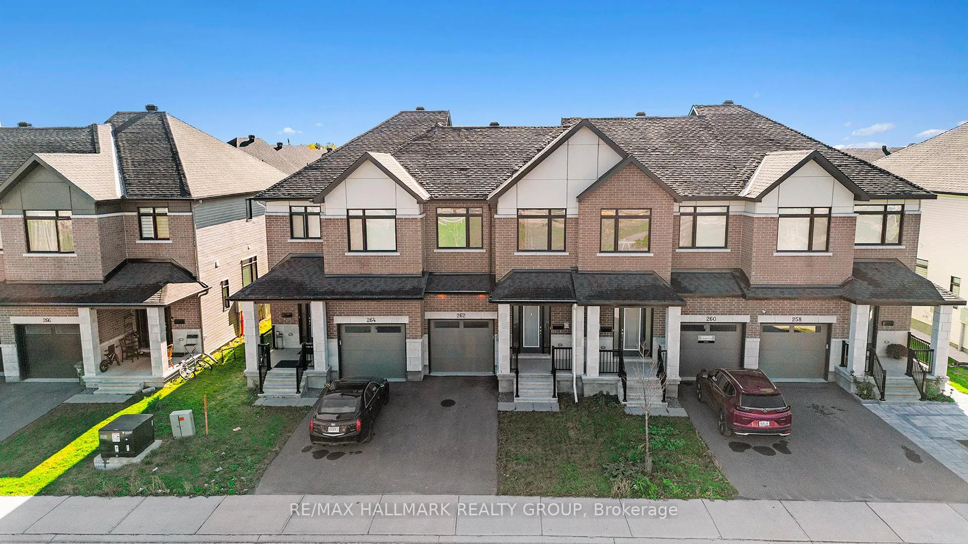 Photo 4 of 262 Darjeeling Avenue, Ottawa, Barrhaven - Heritage Park — HOMEH