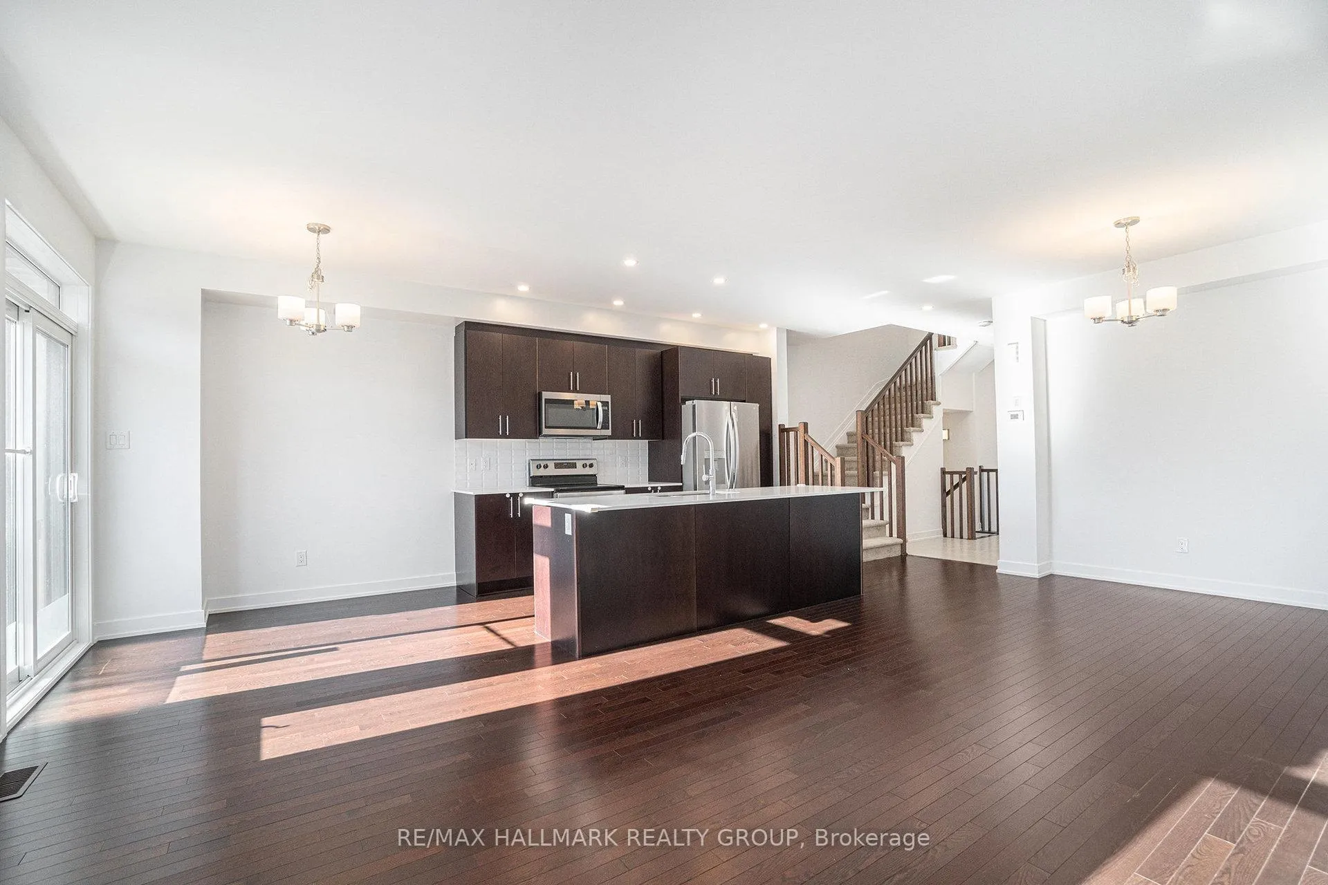 Photo 14 of 262 Darjeeling Avenue, Ottawa, Barrhaven - Heritage Park — HOMEH