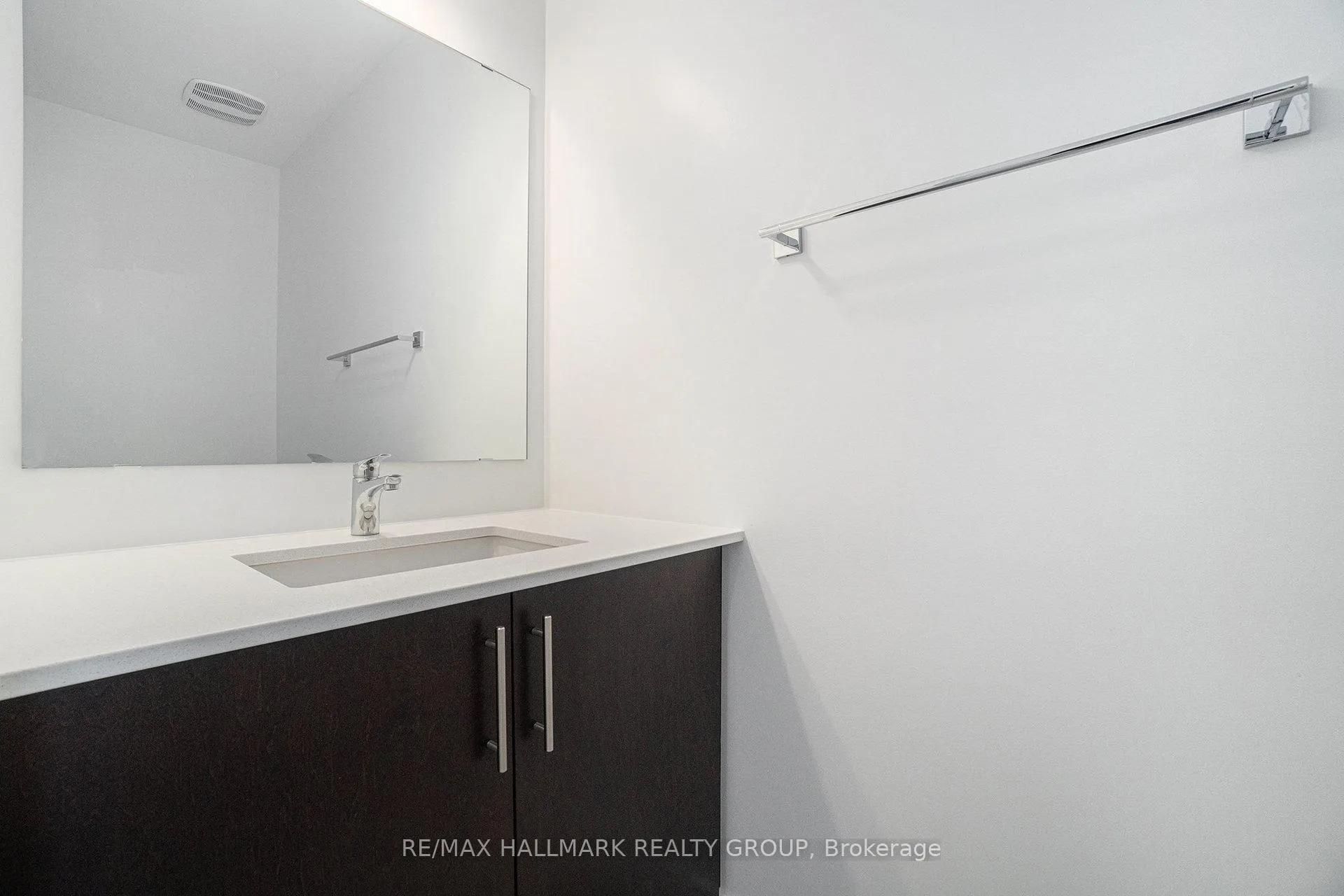 Photo 17 of 262 Darjeeling Avenue, Ottawa, Barrhaven - Heritage Park — HOMEH