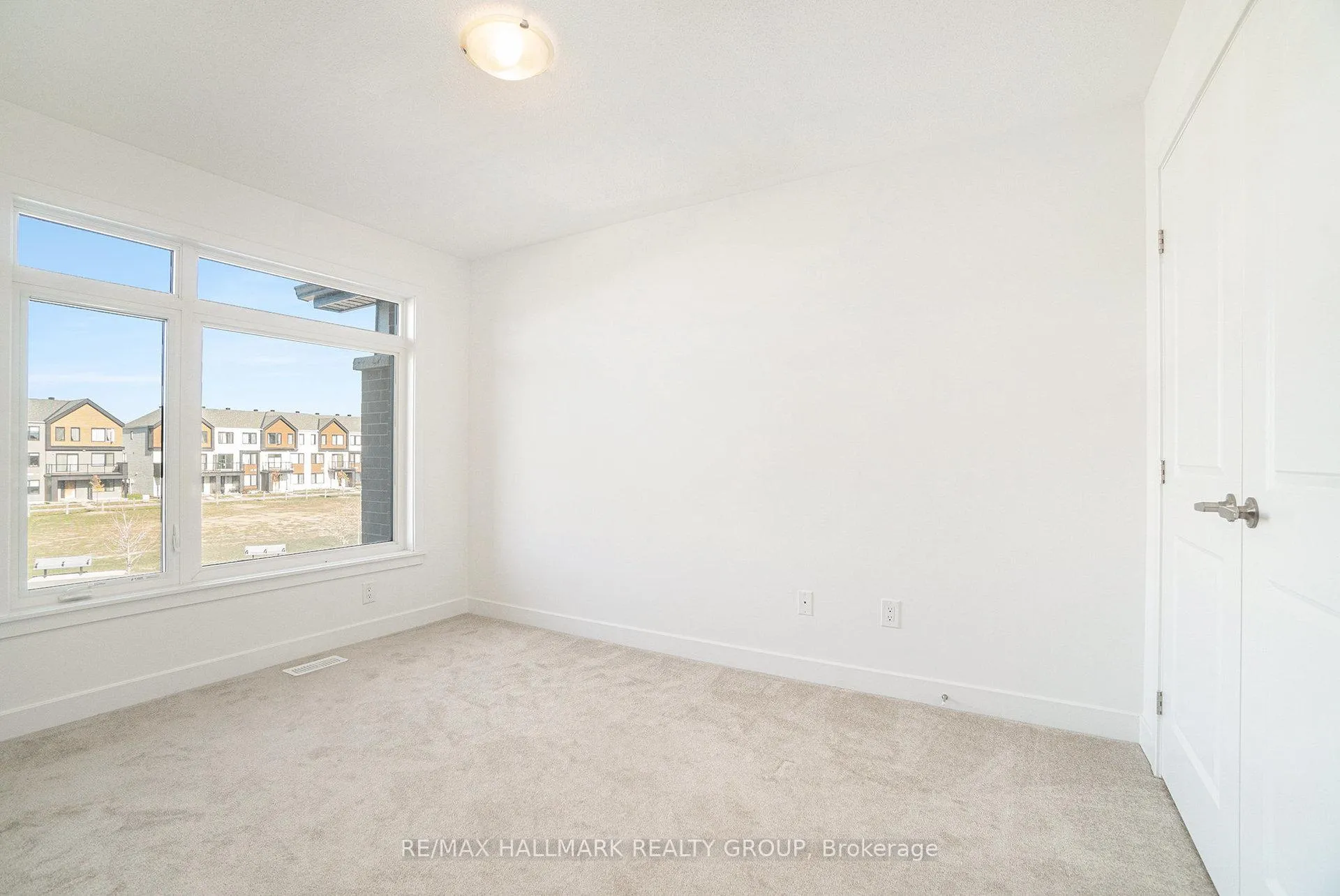 Photo 22 of 262 Darjeeling Avenue, Ottawa, Barrhaven - Heritage Park — HOMEH