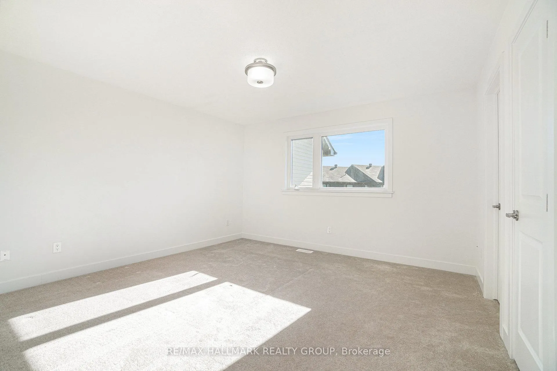 Photo 23 of 262 Darjeeling Avenue, Ottawa, Barrhaven - Heritage Park — HOMEH