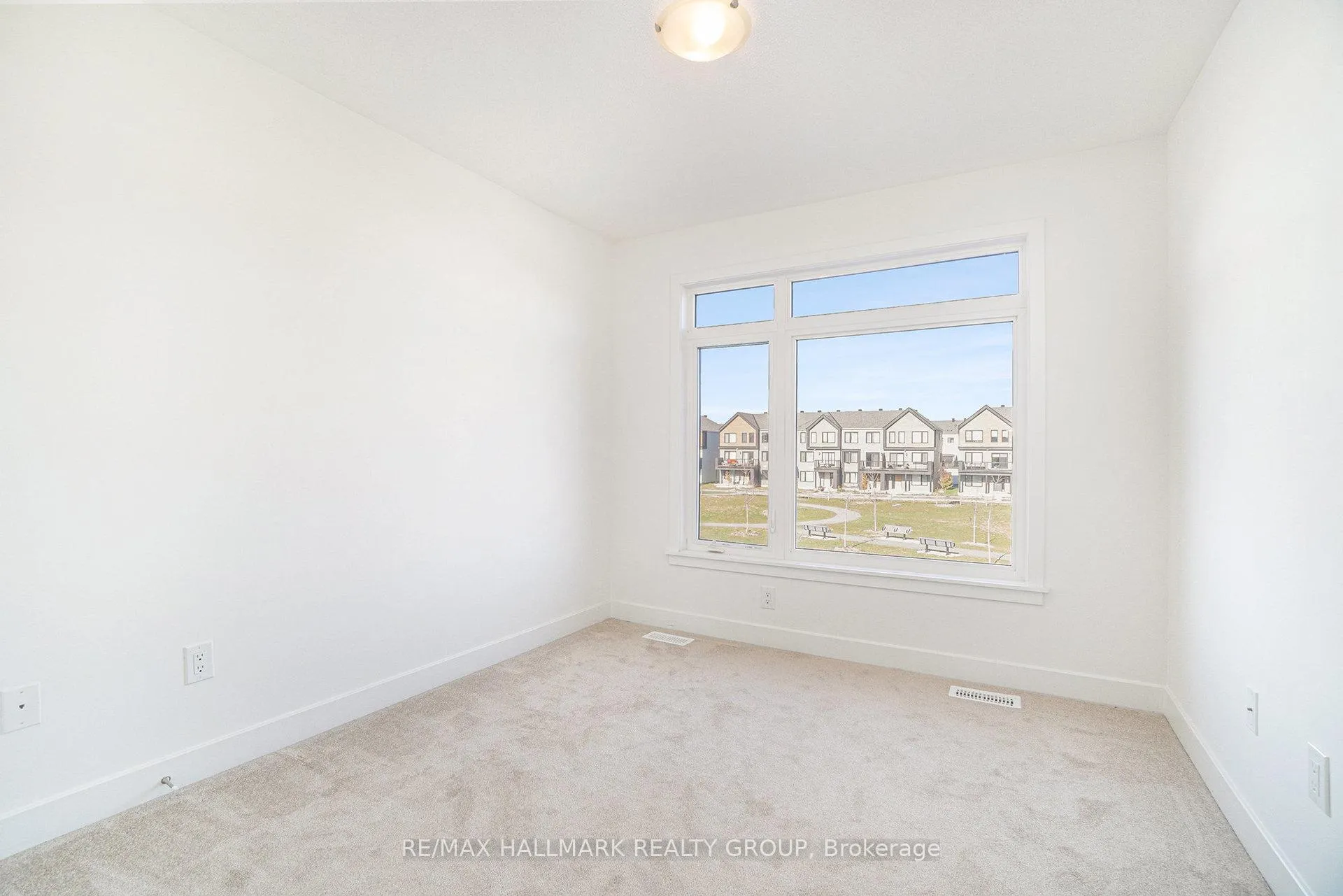Photo 24 of 262 Darjeeling Avenue, Ottawa, Barrhaven - Heritage Park — HOMEH