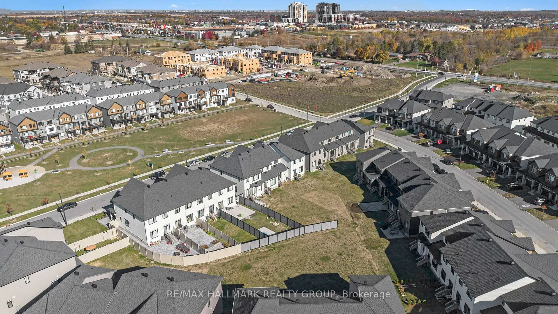 Photo 35 of 262 Darjeeling Avenue, Ottawa, Barrhaven - Heritage Park — HOMEH