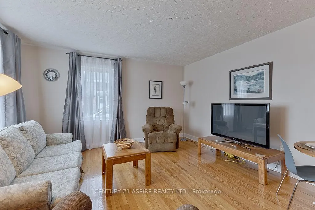 Photo 8 of 504 Wilbert Street, Pembroke — HOMEH