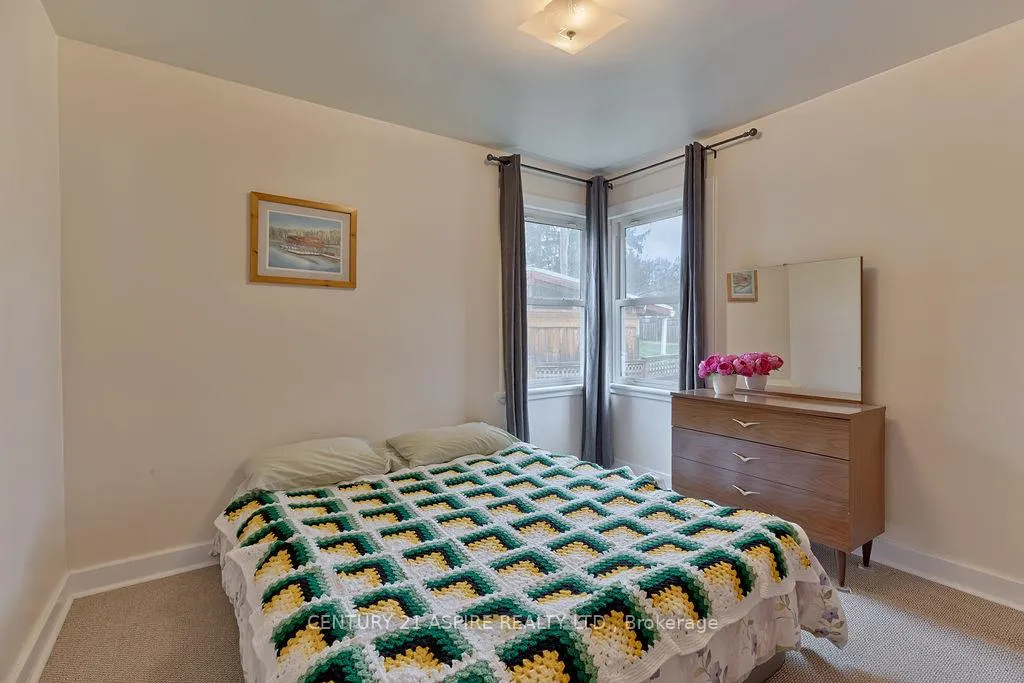 Photo 13 of 504 Wilbert Street, Pembroke — HOMEH