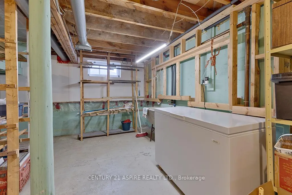 Photo 19 of 504 Wilbert Street, Pembroke — HOMEH