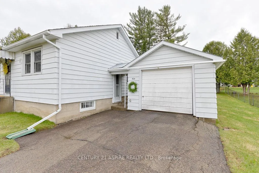Photo 25 of 504 Wilbert Street, Pembroke — HOMEH