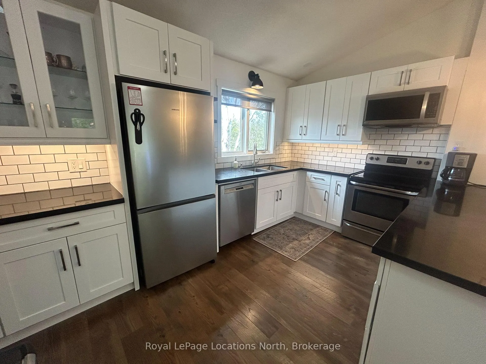 Photo 10 of Unit 1, 561 Oxbow Crescent, Collingwood — HOMEH