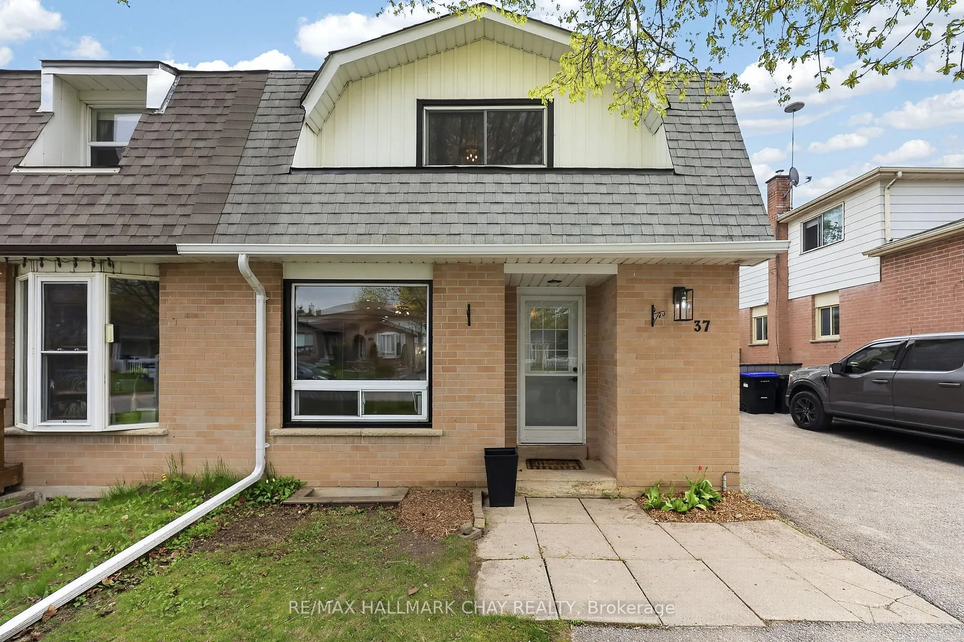 Photo 1 of 37 Stewart Avenue, New Tecumseth, Alliston — HOMEH