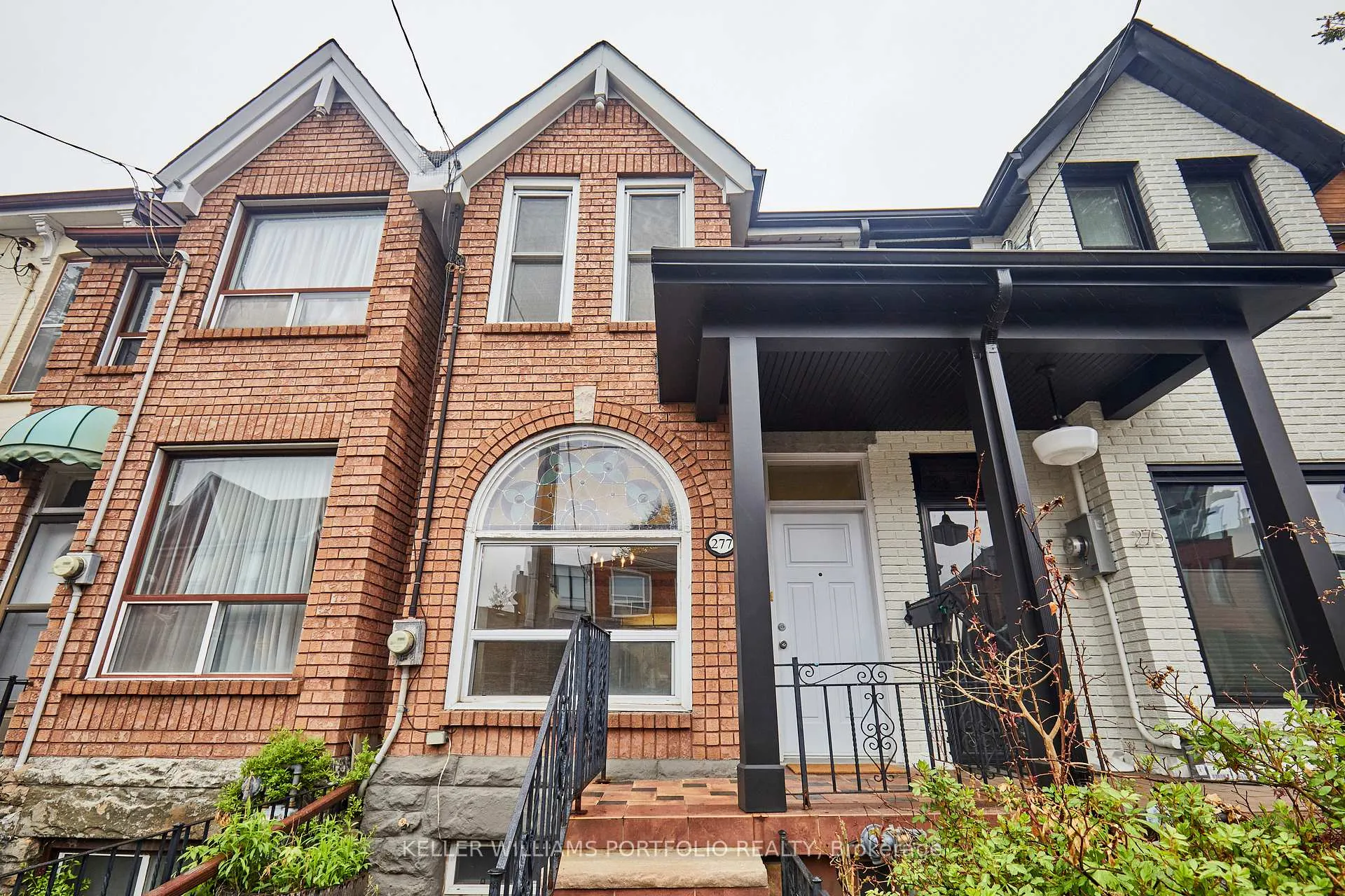 Photo 1 of 277 Manning Avenue, Toronto, Trinity-Bellwoods — HOMEH