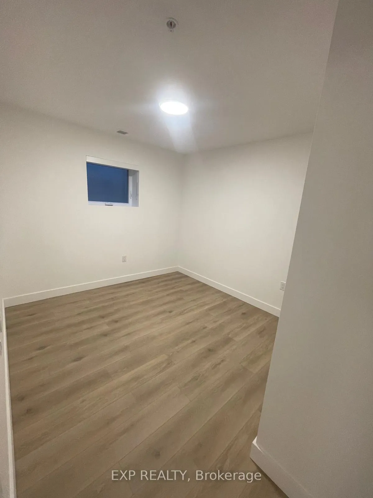 Photo 3 of Unit #B13, 1600 James Naismith Drive, Ottawa, Pineview — HOMEH