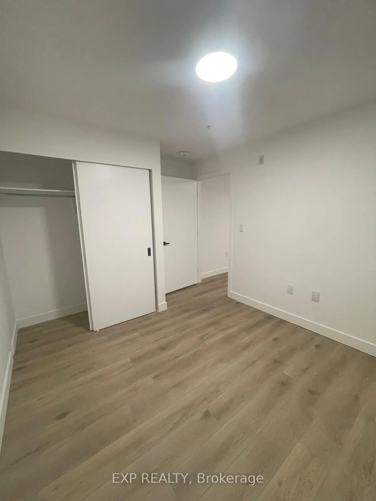 Photo 5 of Unit #B13, 1600 James Naismith Drive, Ottawa, Pineview — HOMEH