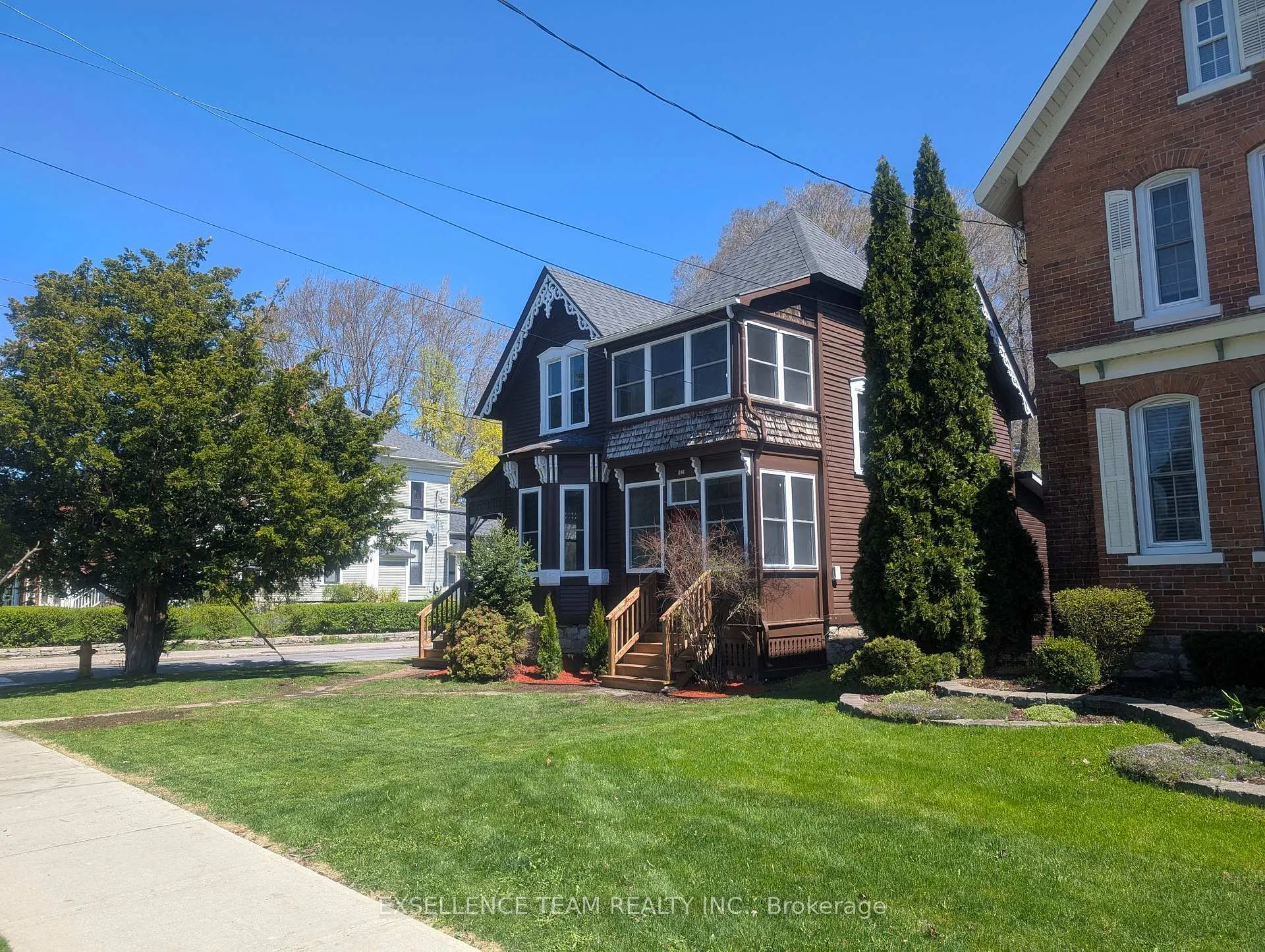 Front of 241 Sydney Street