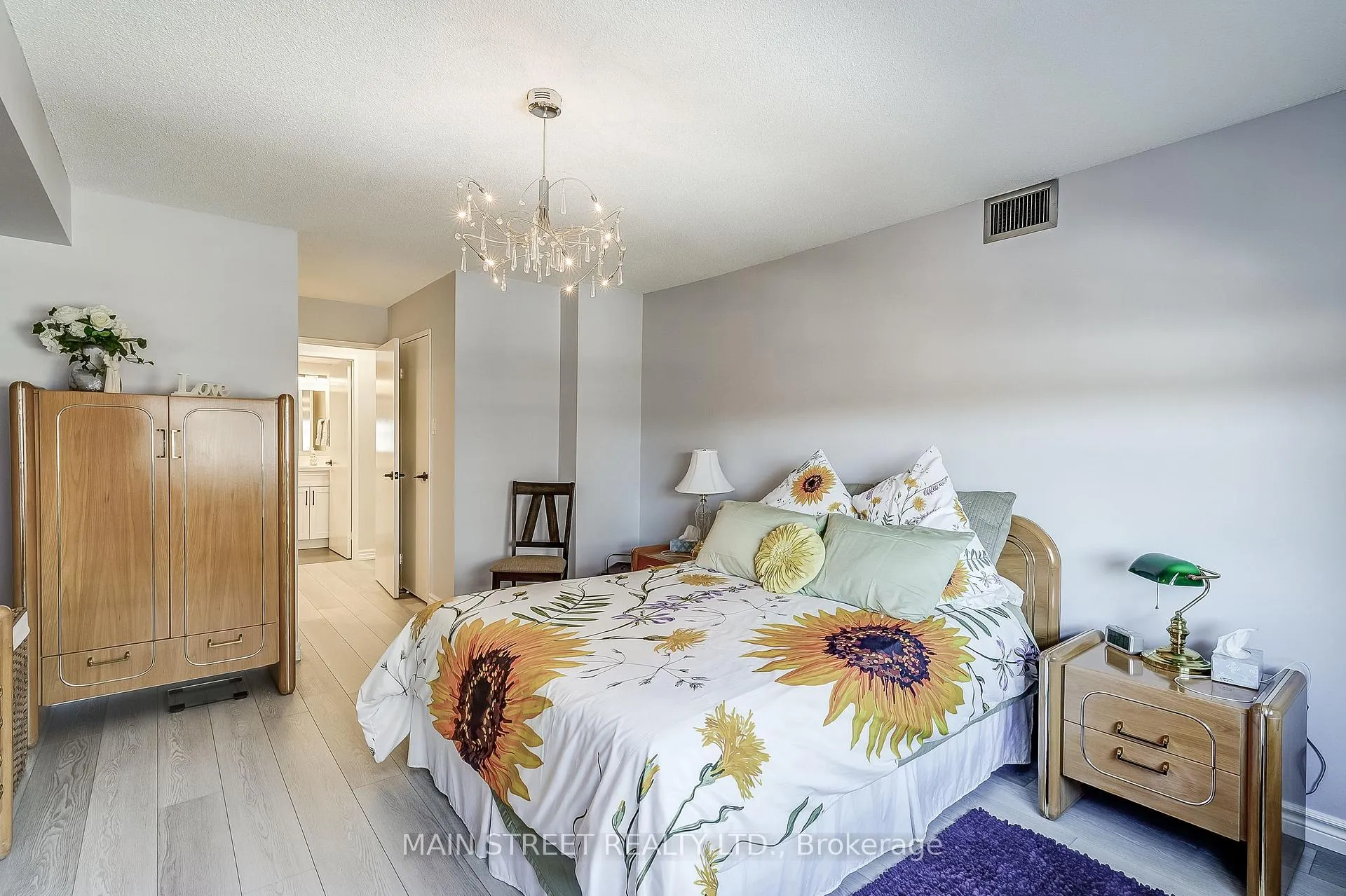 Photo 19 of Unit 506, 250 Davis Drive, Newmarket, Central Newmarket — HOMEH