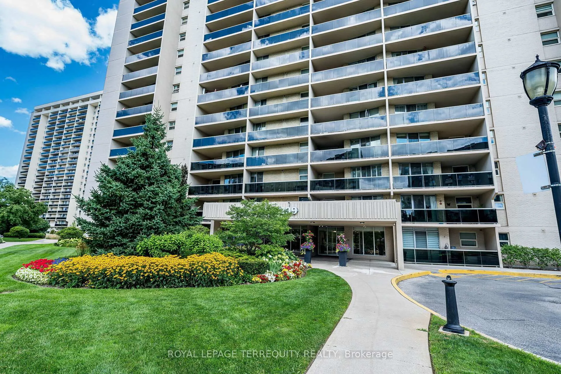 Front of Unit 306, 299 Mill Road