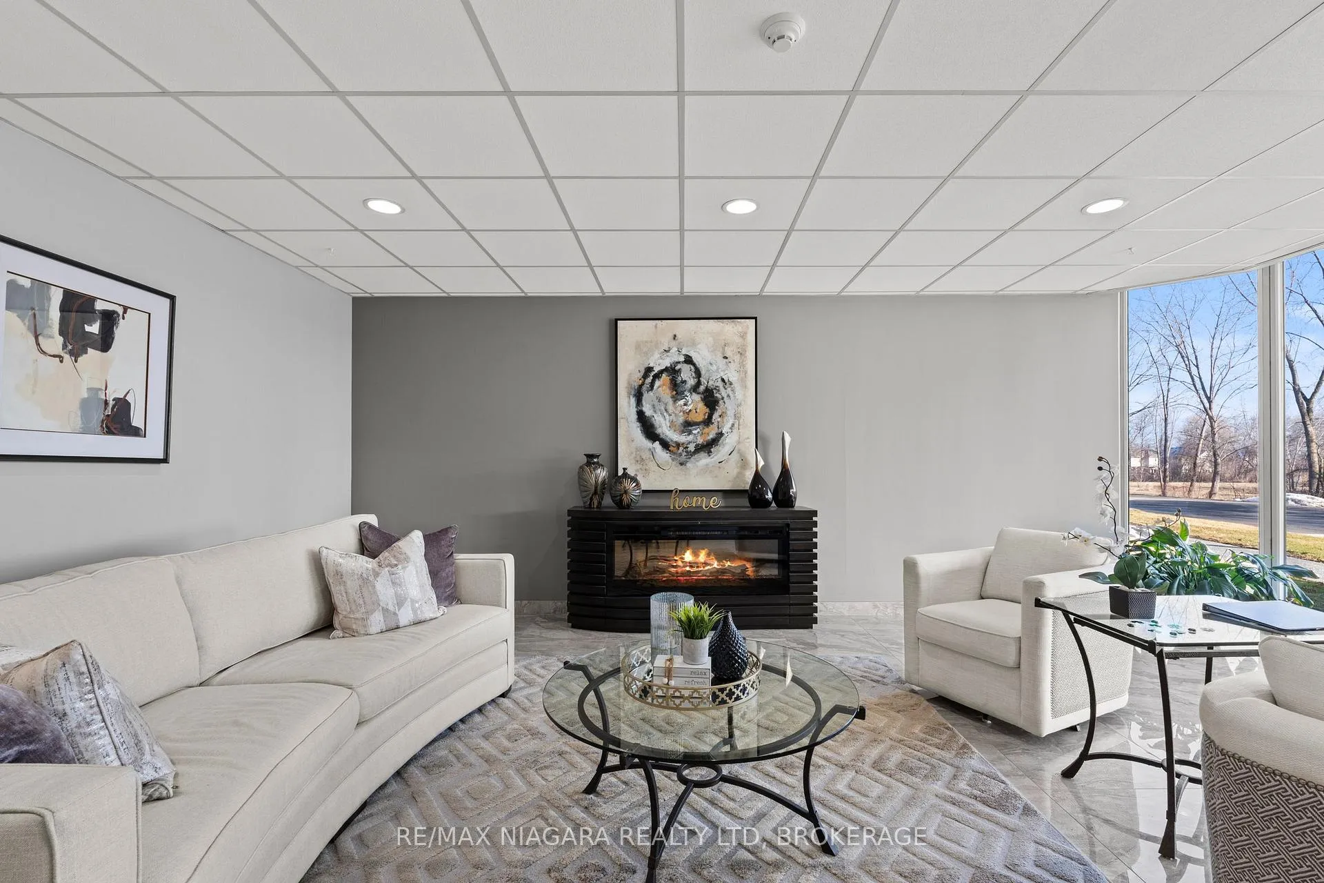 Photo 4 of Unit 601, 81 Scott Street, St. Catharines, Lakeport — HOMEH