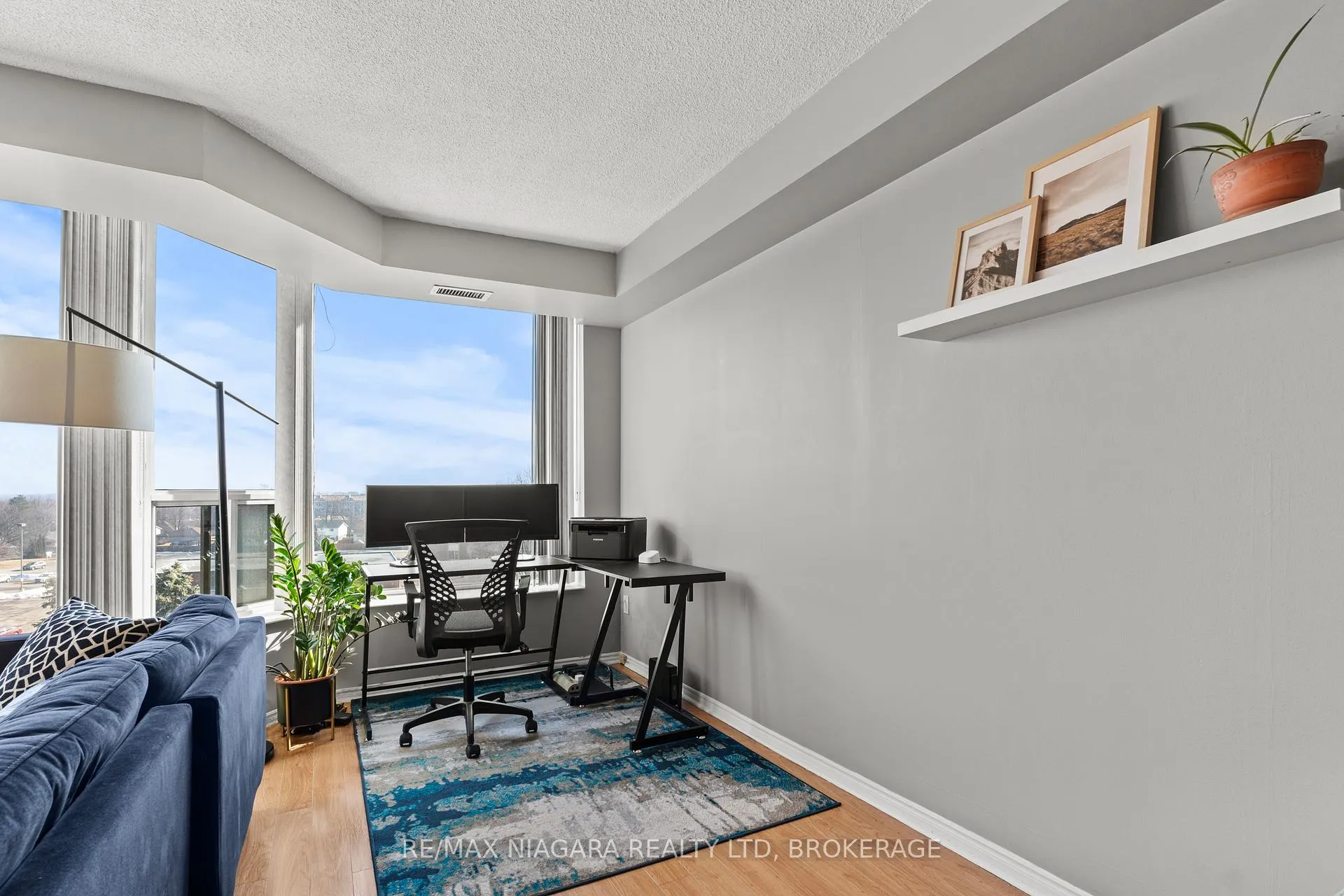 Photo 15 of Unit 601, 81 Scott Street, St. Catharines, Lakeport — HOMEH