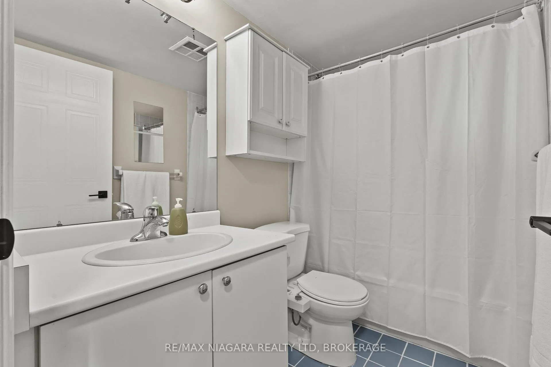 Photo 19 of Unit 601, 81 Scott Street, St. Catharines, Lakeport — HOMEH