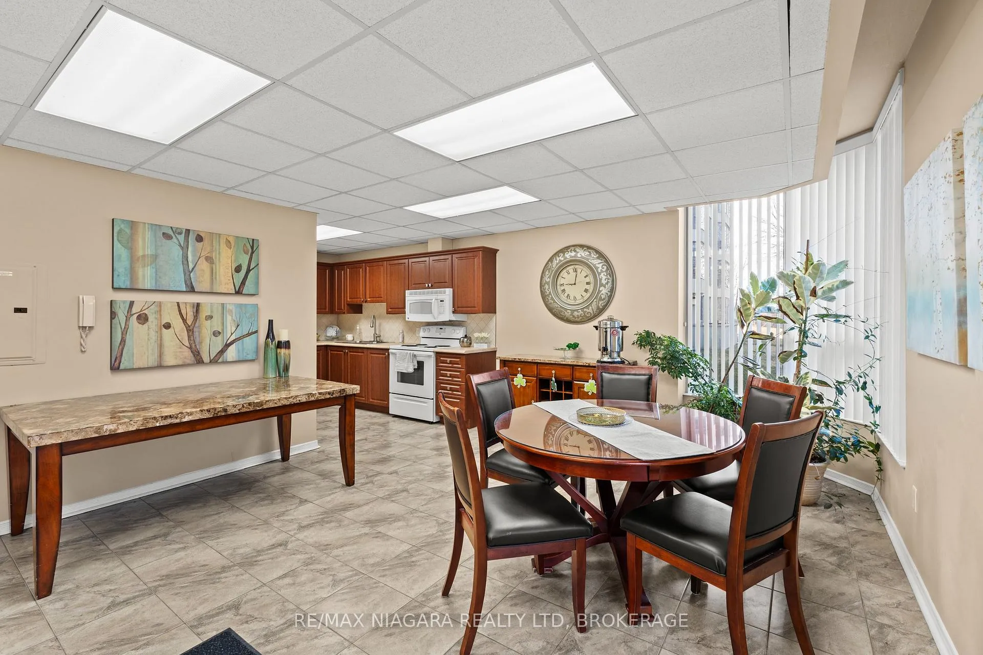 Photo 21 of Unit 601, 81 Scott Street, St. Catharines, Lakeport — HOMEH