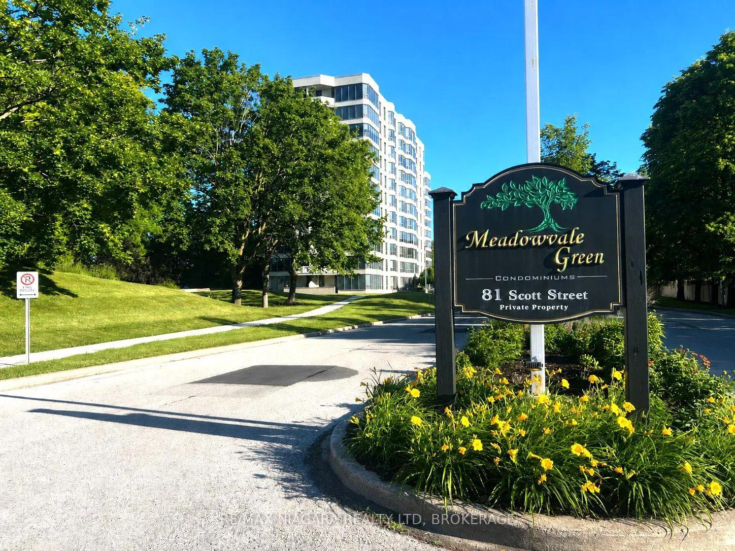 Photo 1 of Unit 601, 81 Scott Street, St. Catharines, Lakeport — HOMEH