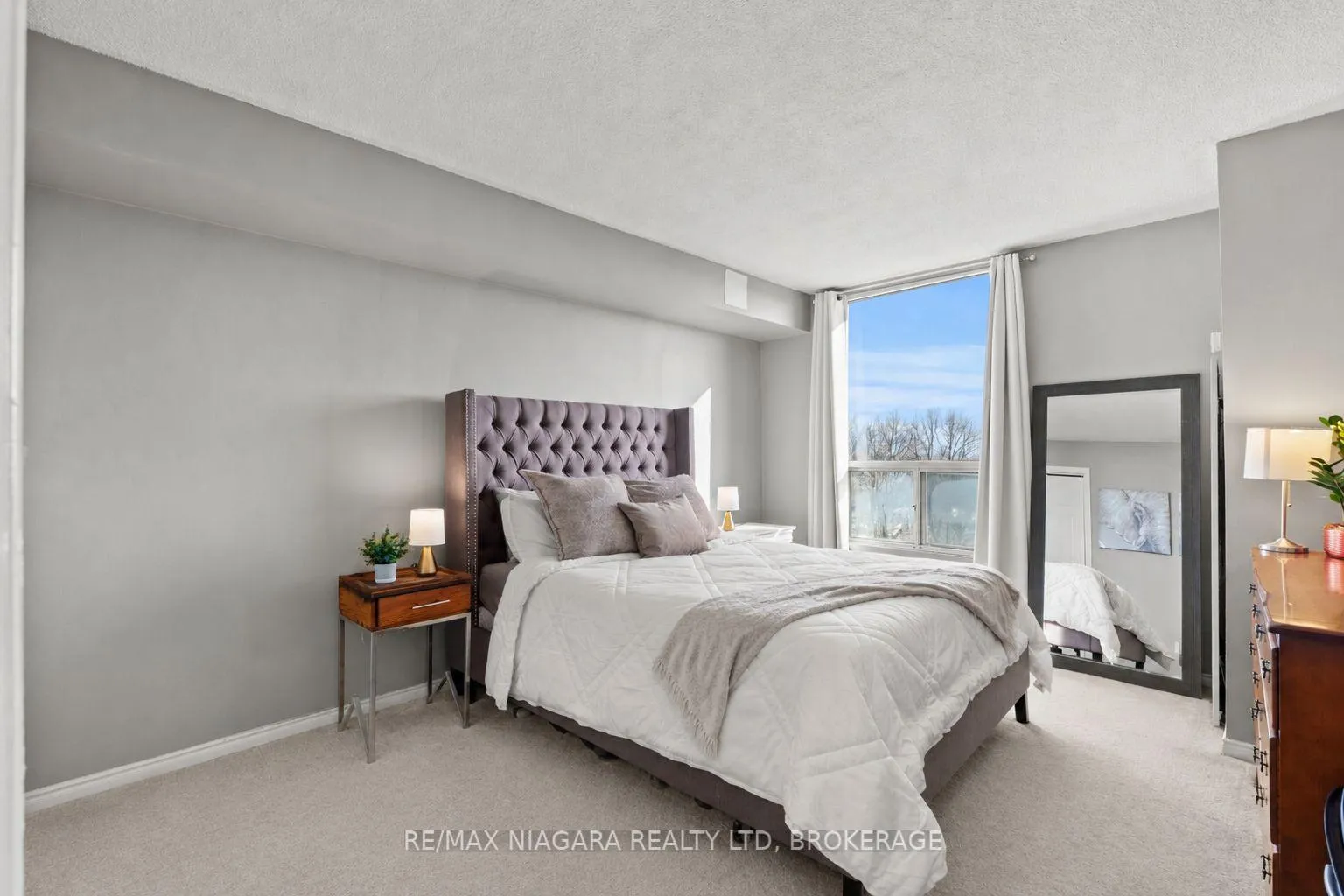 Photo 24 of Unit 601, 81 Scott Street, St. Catharines, Lakeport — HOMEH