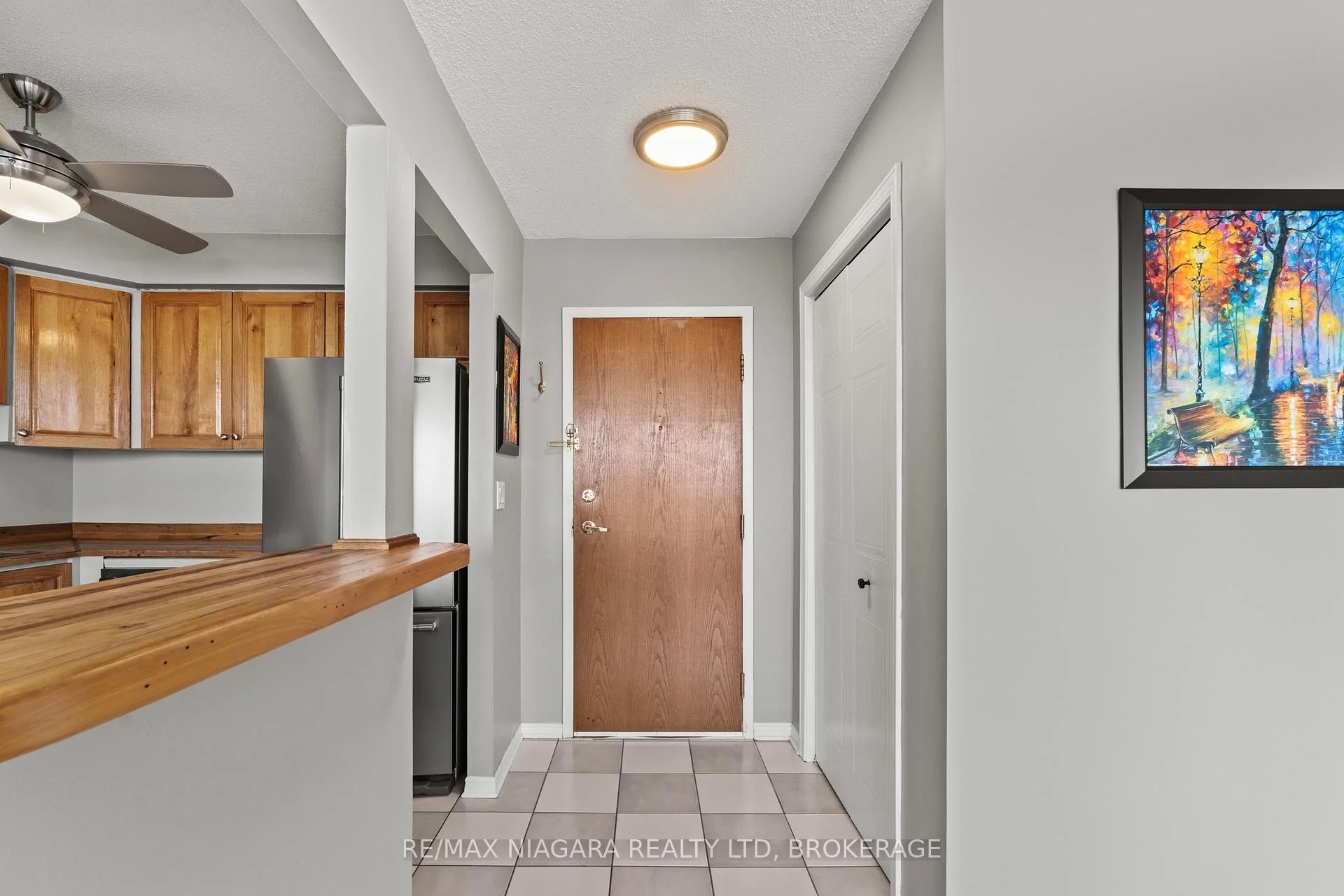 Photo 32 of Unit 601, 81 Scott Street, St. Catharines, Lakeport — HOMEH