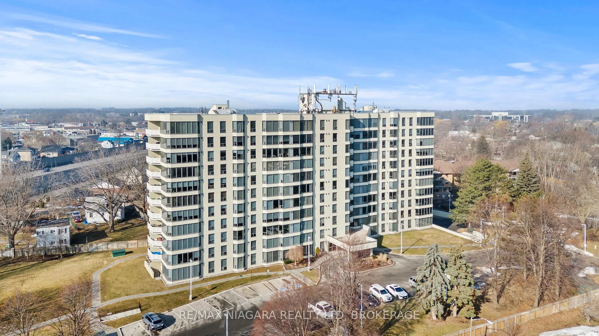 Photo 40 of Unit 601, 81 Scott Street, St. Catharines, Lakeport — HOMEH