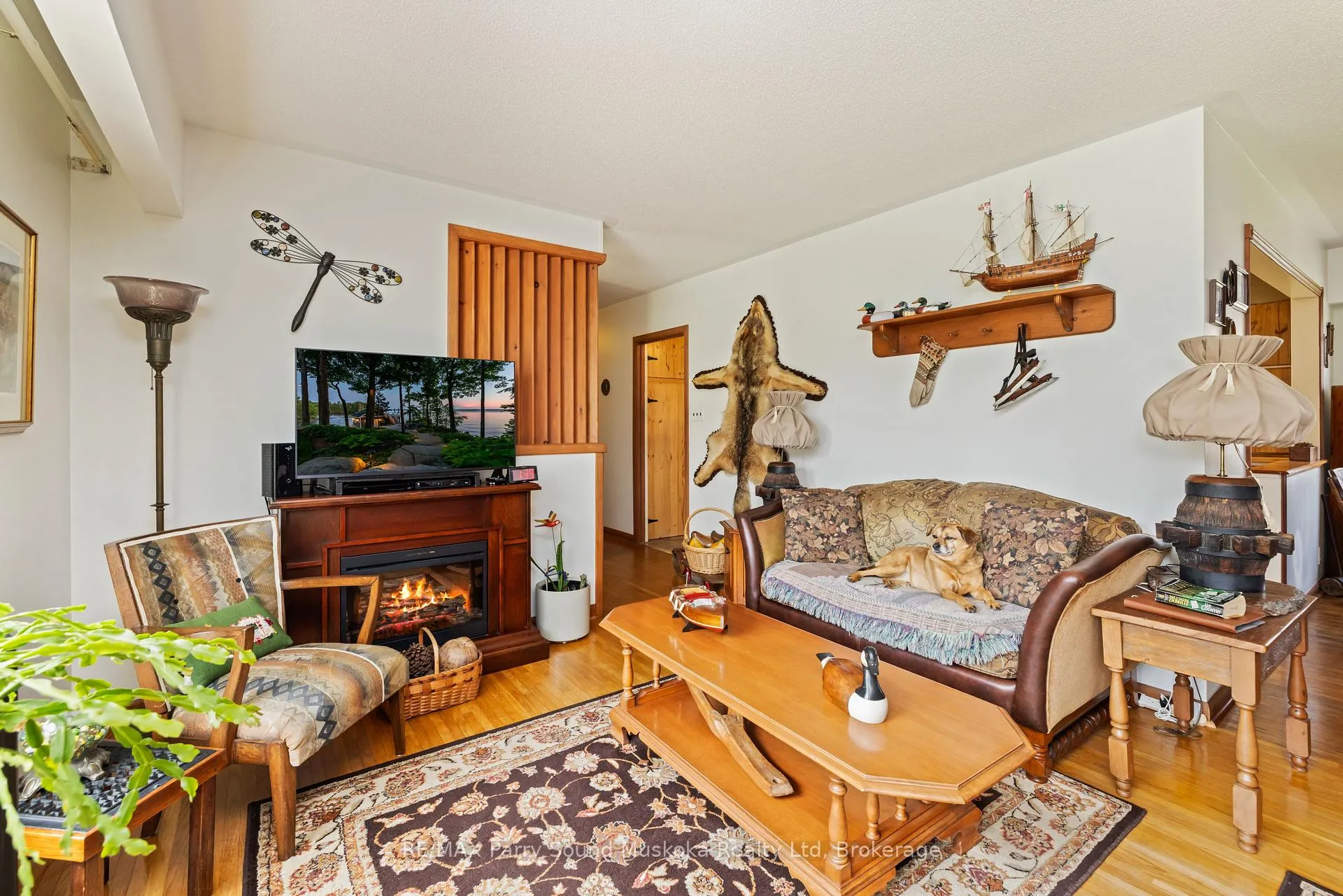Photo 9 of 137 Hammel Avenue, McDougall — HOMEH