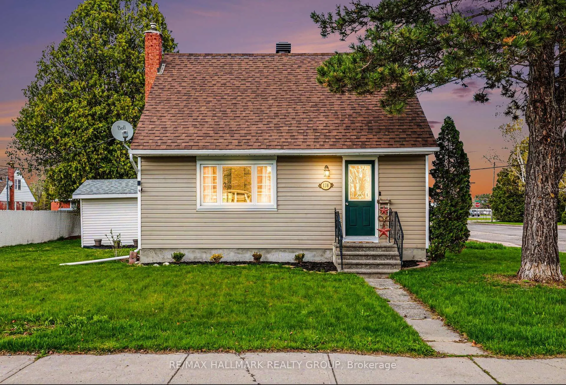 Photo 1 of 138 Third Avenue, Arnprior — HOMEH