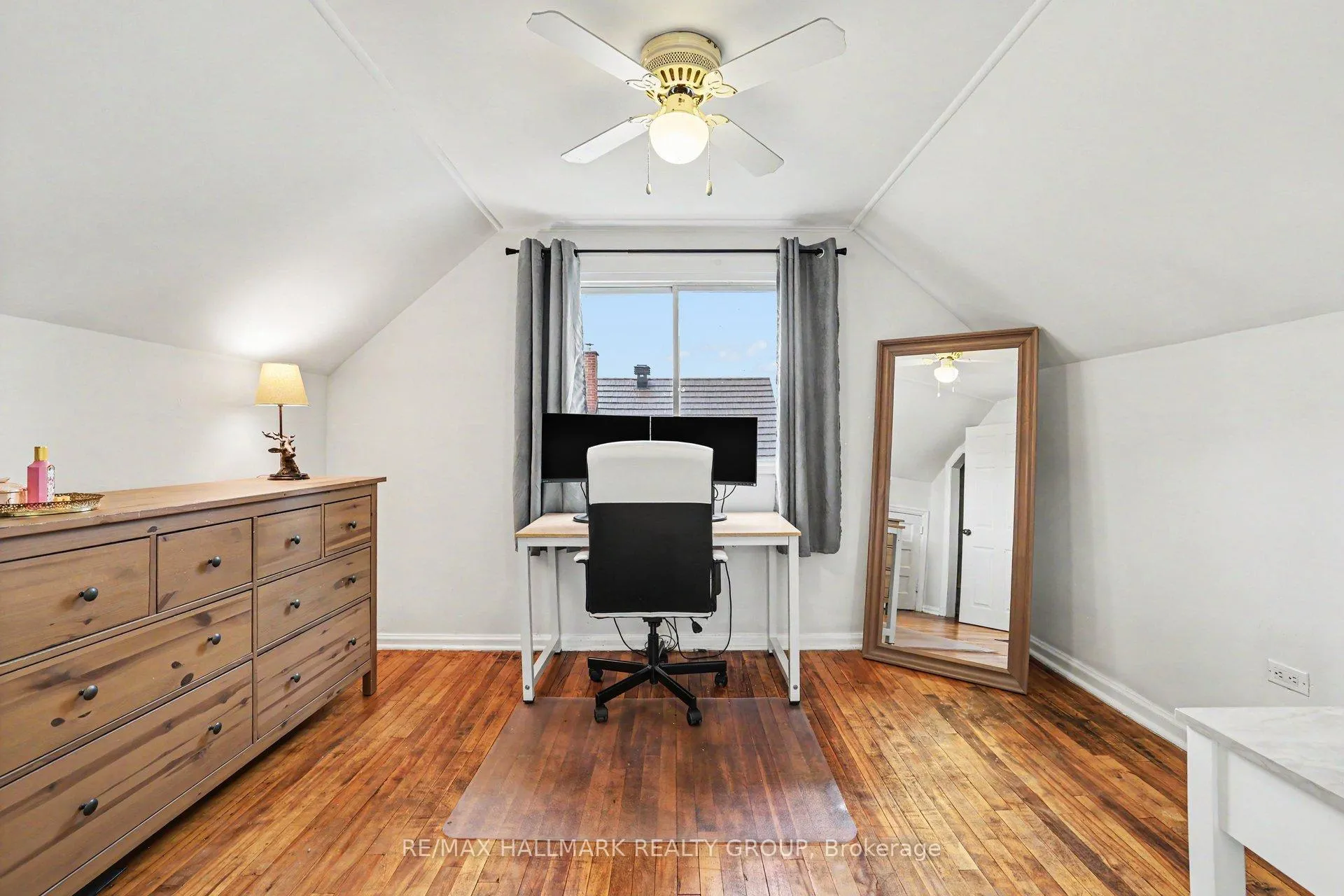 Photo 21 of 138 Third Avenue, Arnprior — HOMEH