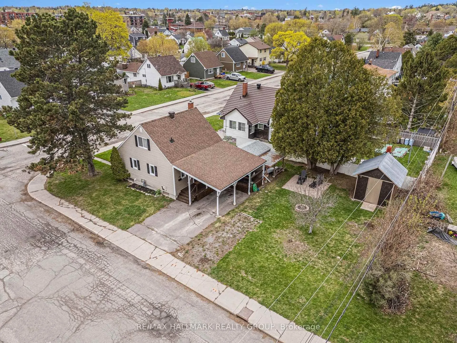 Photo 33 of 138 Third Avenue, Arnprior — HOMEH