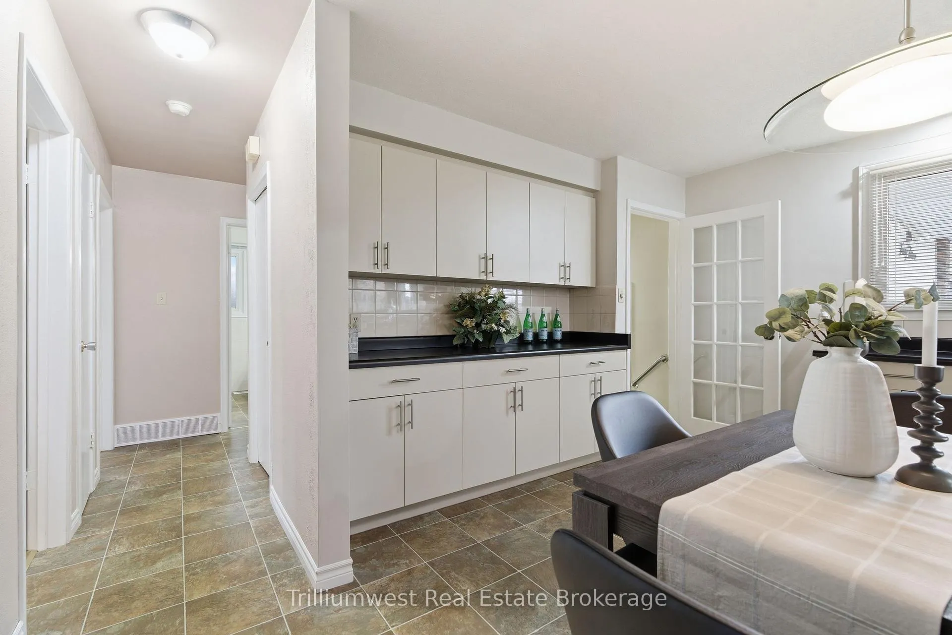 Photo 13 of 43 Tupper Crescent, Kitchener — HOMEH
