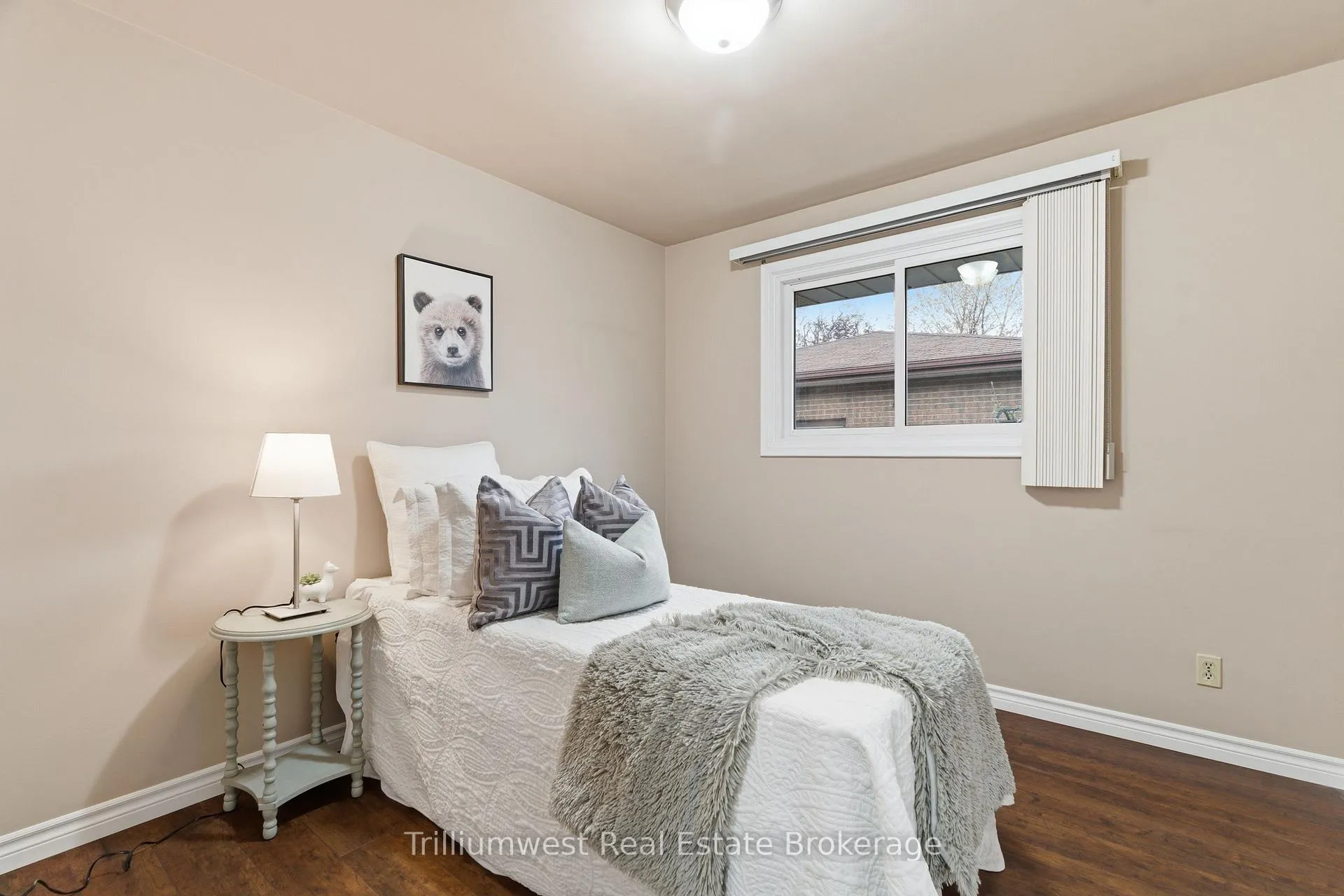 Photo 14 of 43 Tupper Crescent, Kitchener — HOMEH