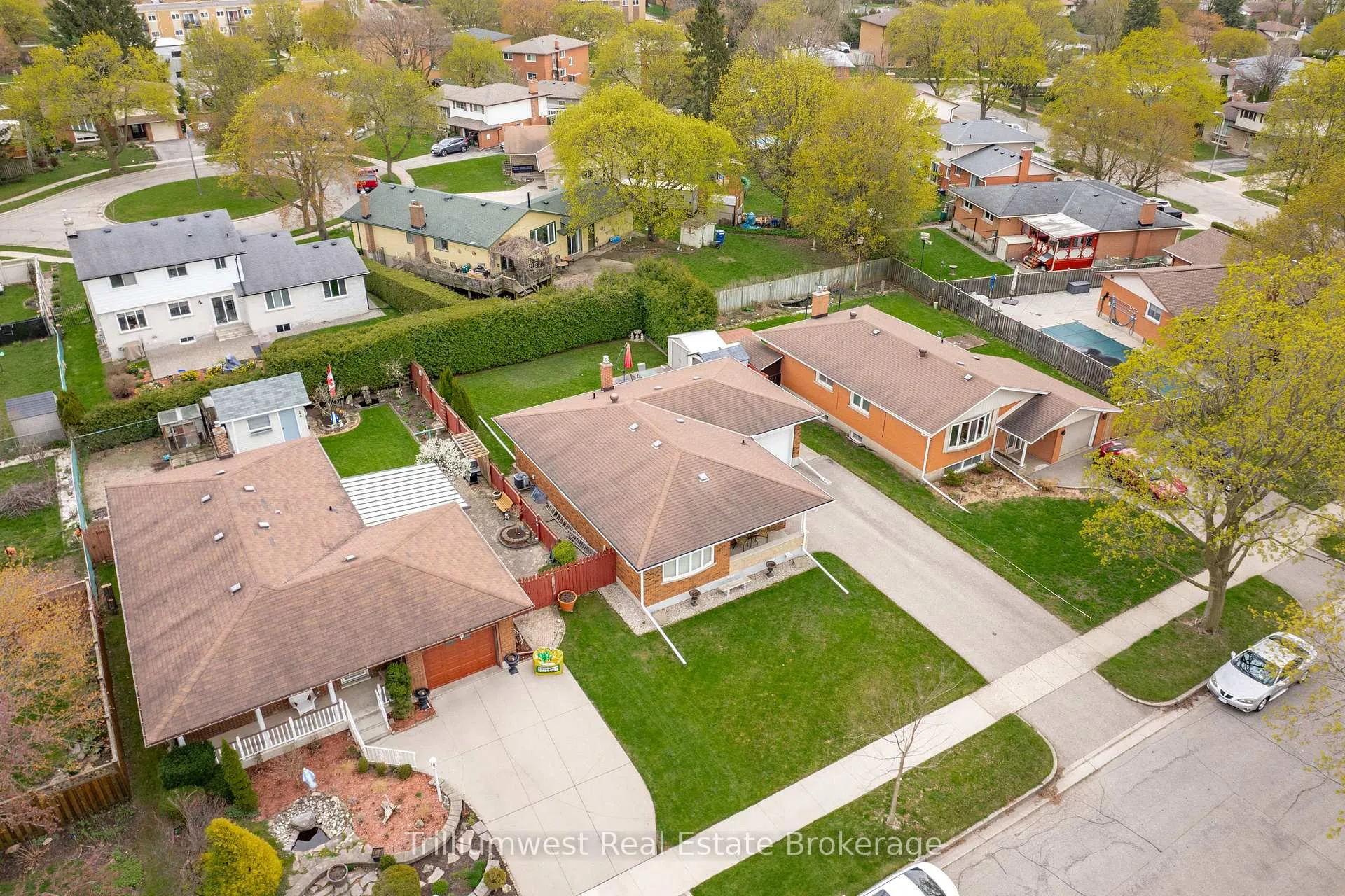 Photo 45 of 43 Tupper Crescent, Kitchener — HOMEH