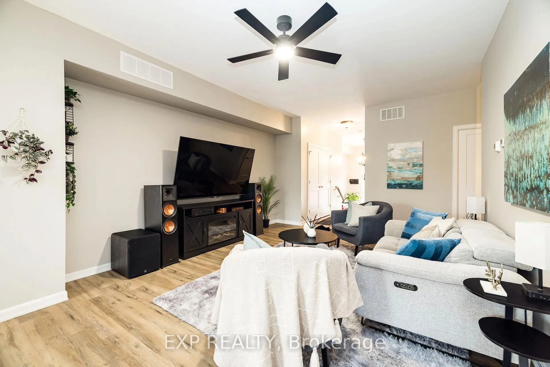 Photo 11 of 23 George Street W, Carleton Place — HOMEH