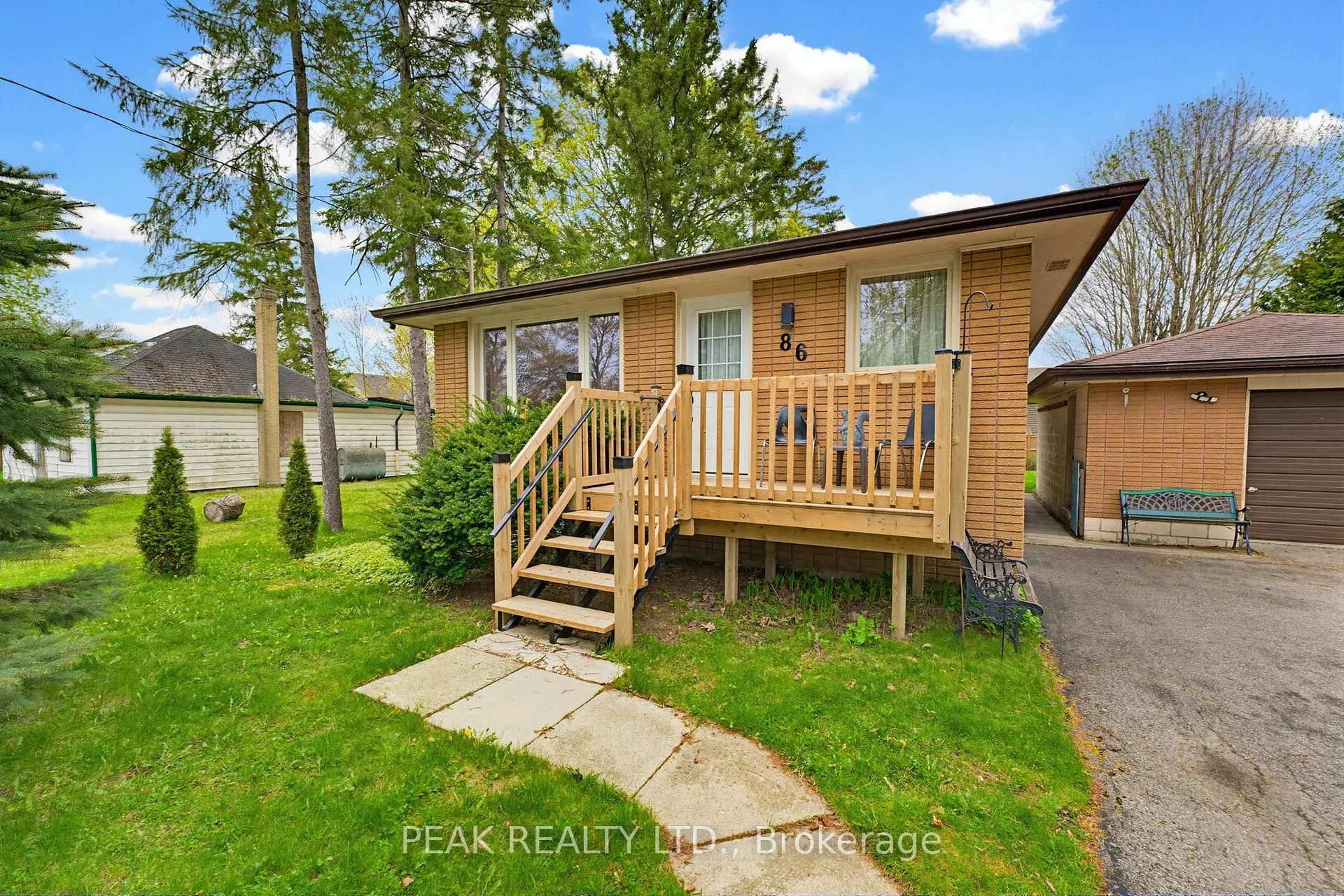 Photo 1 of 86 Oak Avenue, Brant, Paris — HOMEH