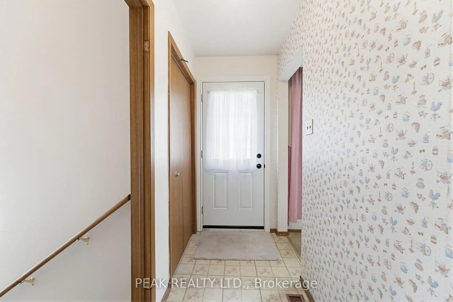 Photo 6 of 86 Oak Avenue, Brant, Paris — HOMEH